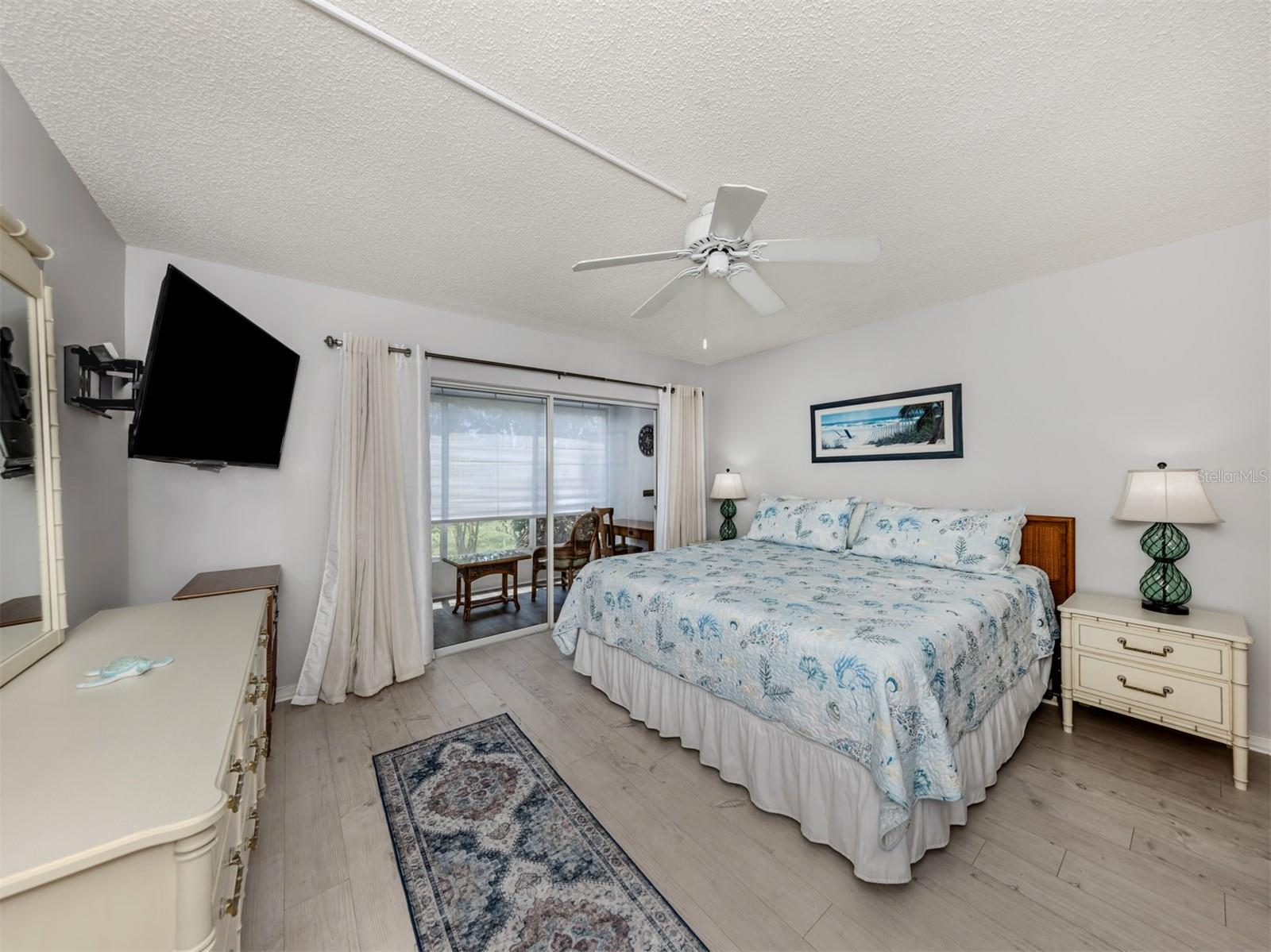 Image 11 of 52 For 418 Cerromar Court 158