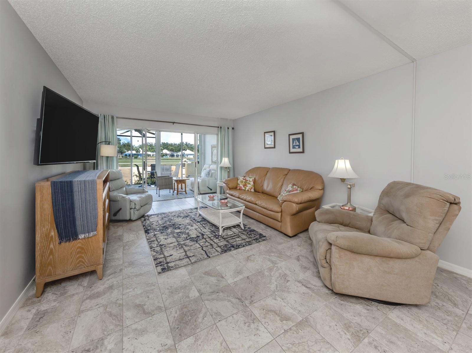 Image 3 of 52 For 418 Cerromar Court 158