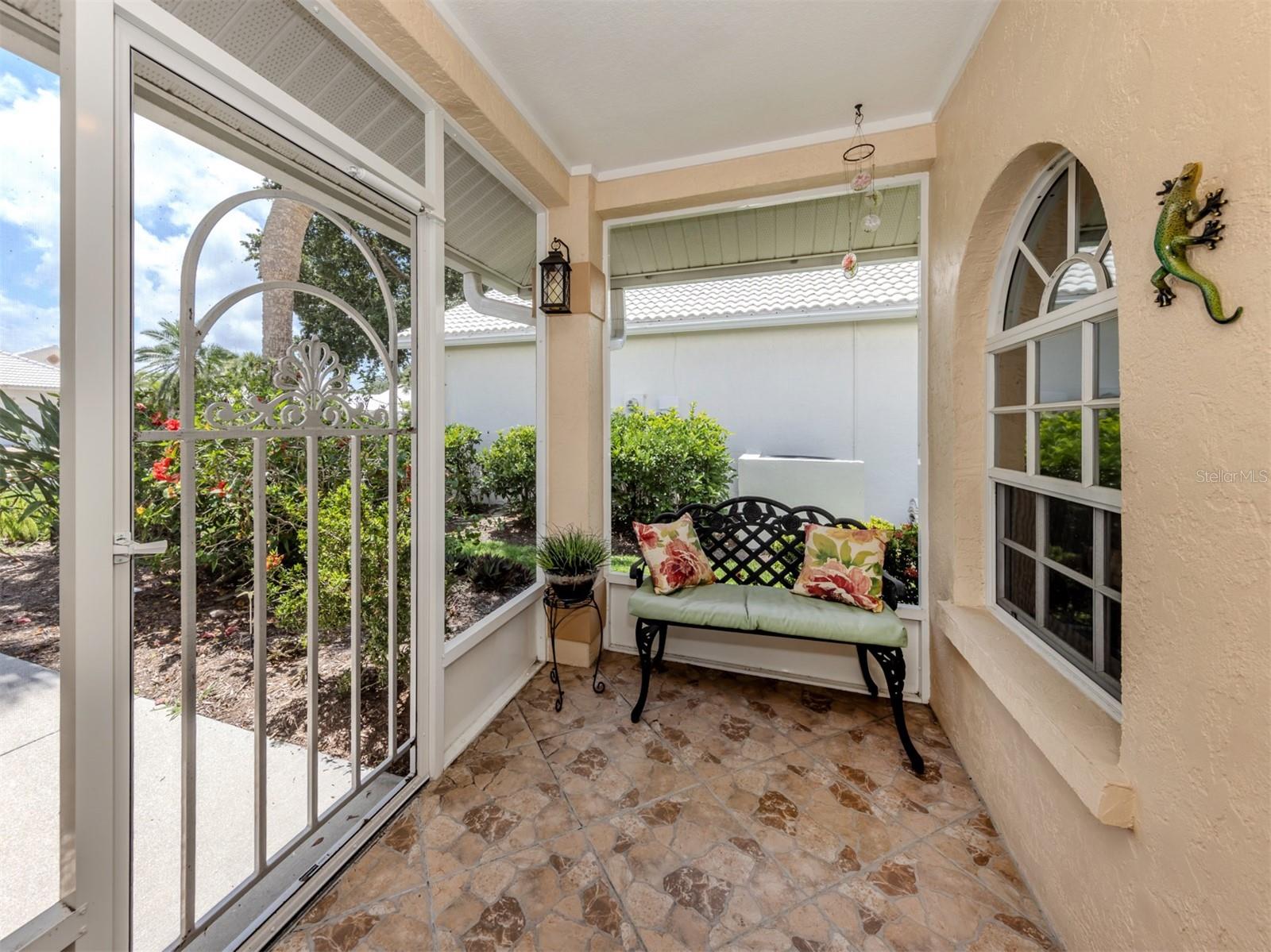 Image 4 of 72 For 1531 Belfry Drive