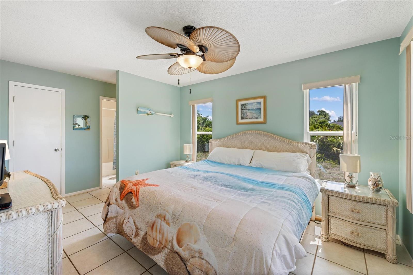 Image 20 of 46 For 10444 Willmington Boulevard