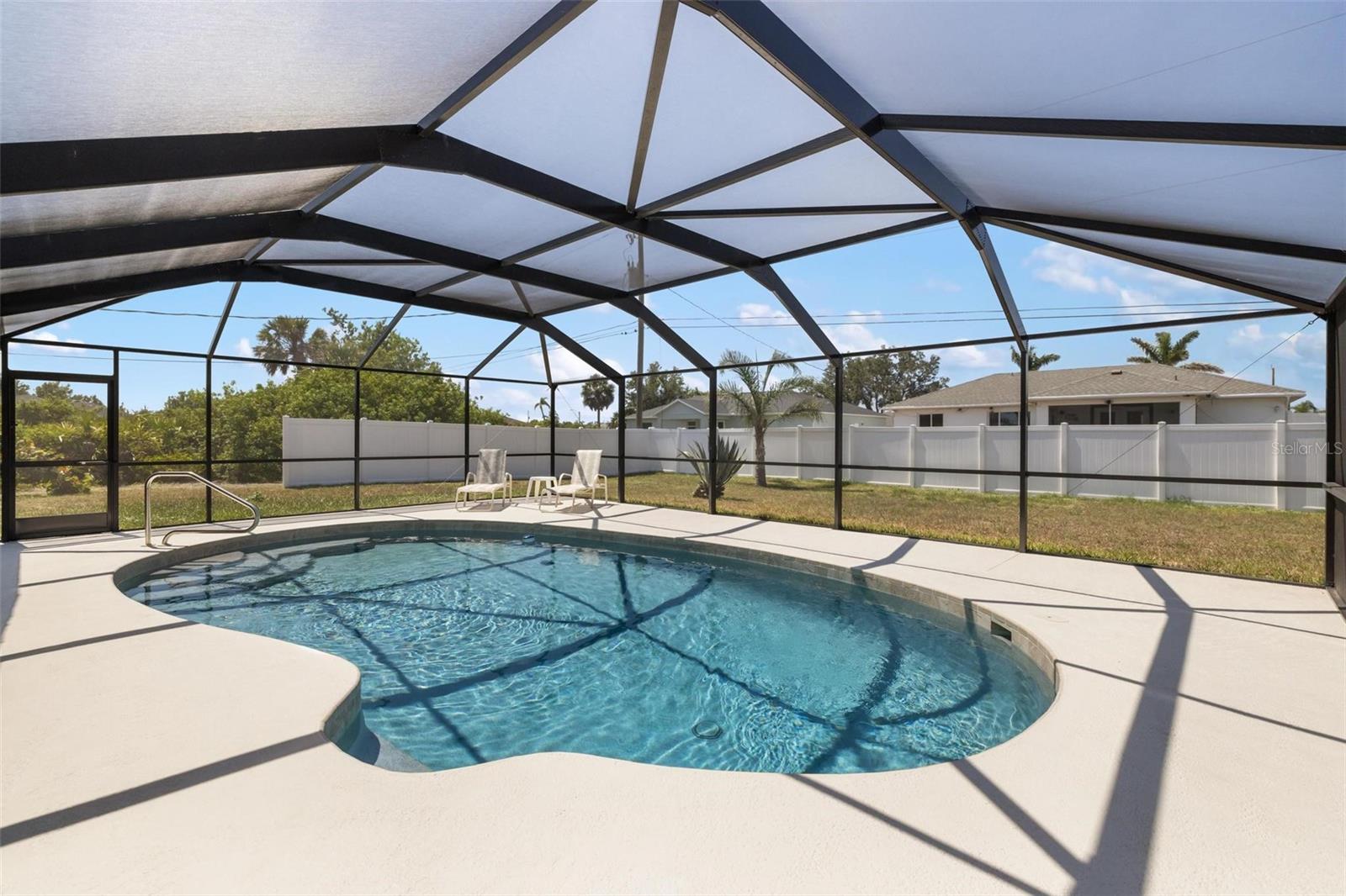 Image 32 of 46 For 10444 Willmington Boulevard