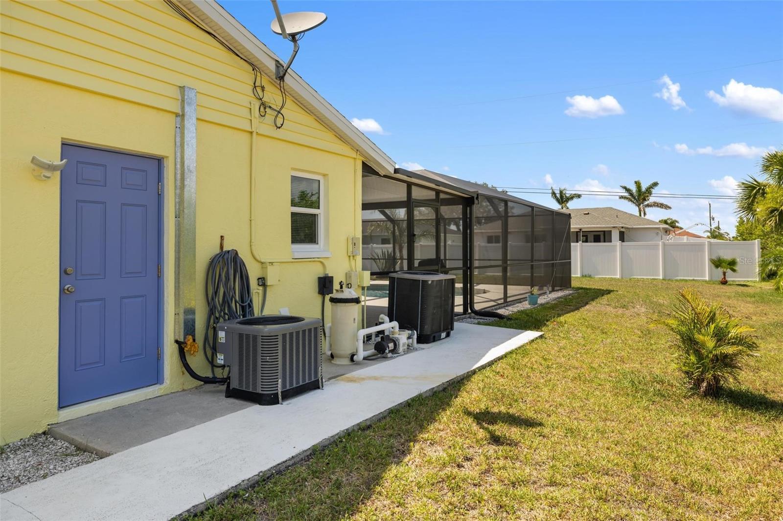 Image 38 of 46 For 10444 Willmington Boulevard