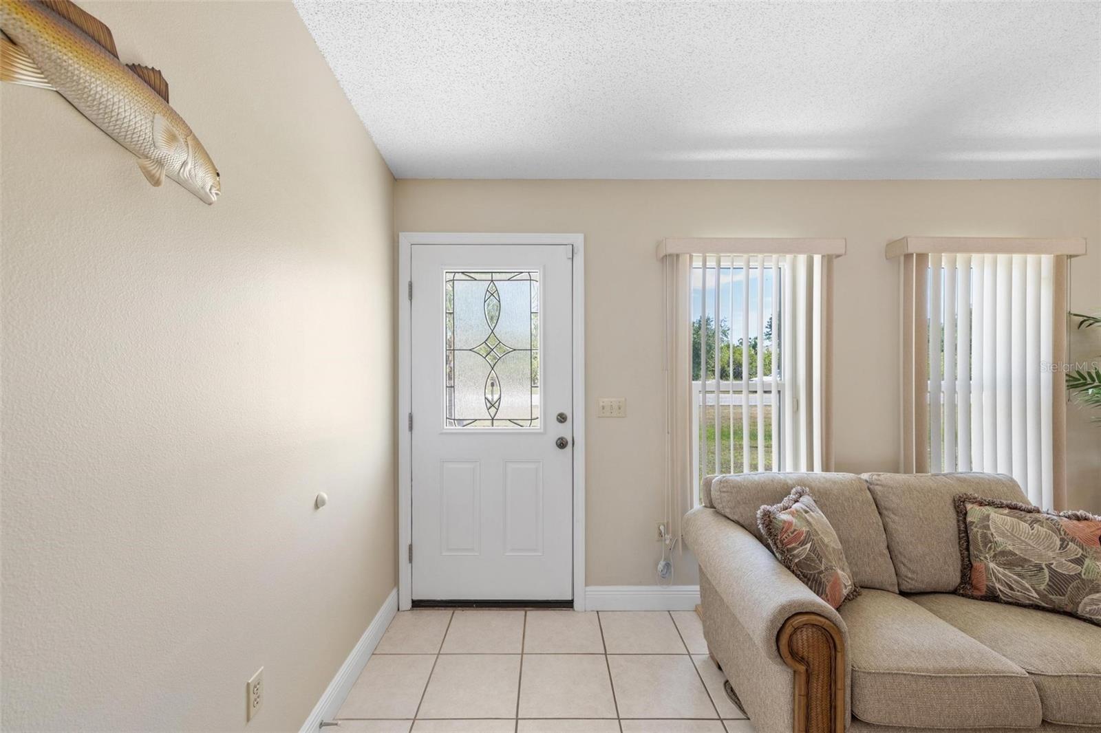 Image 4 of 46 For 10444 Willmington Boulevard
