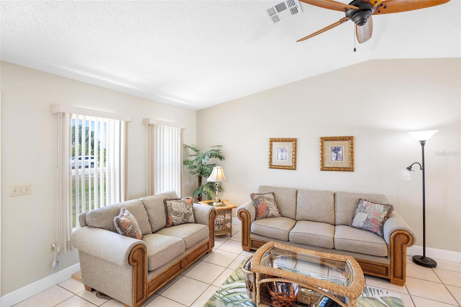 Image 6 of 46 For 10444 Willmington Boulevard