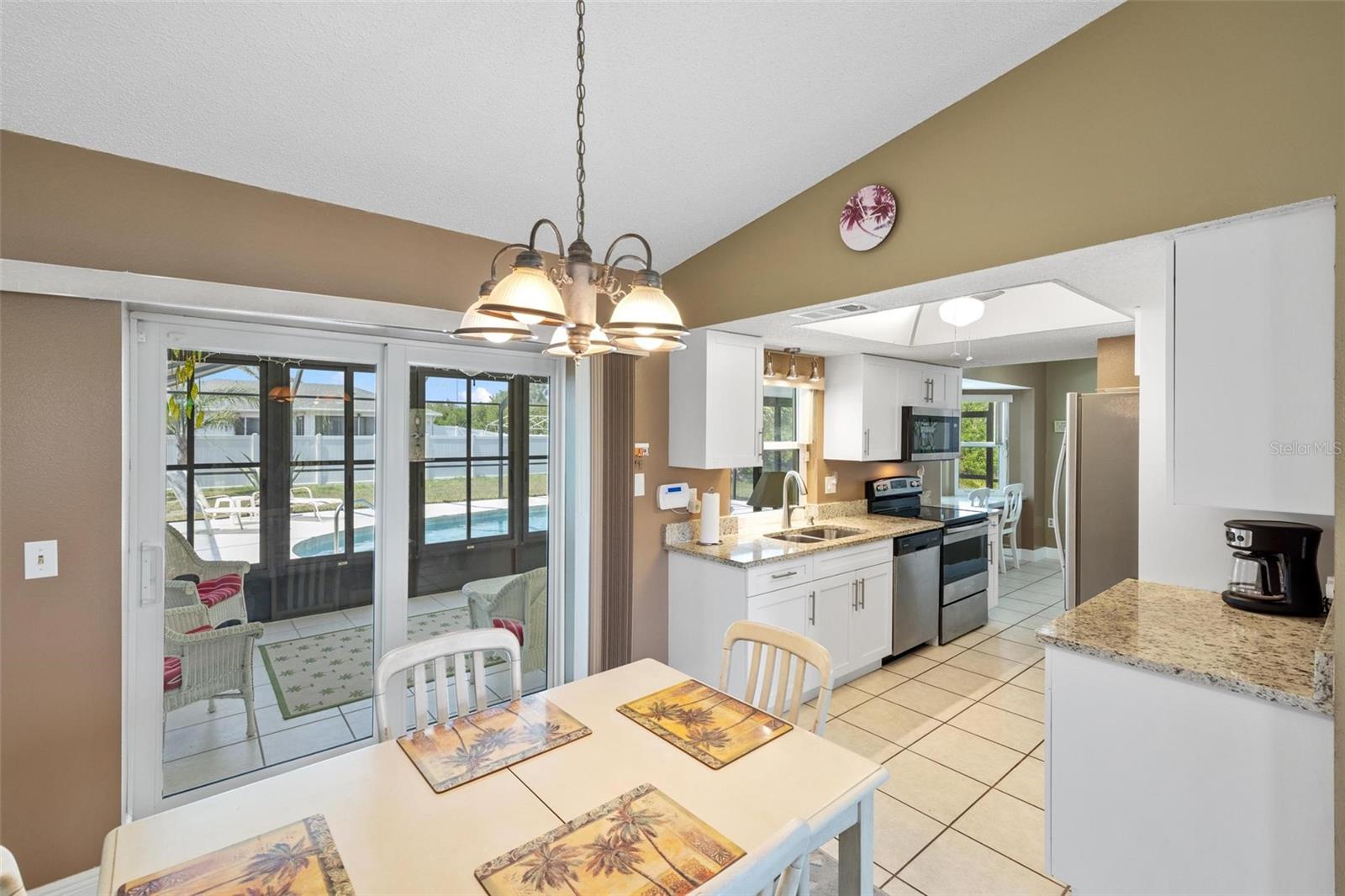 Image 9 of 46 For 10444 Willmington Boulevard
