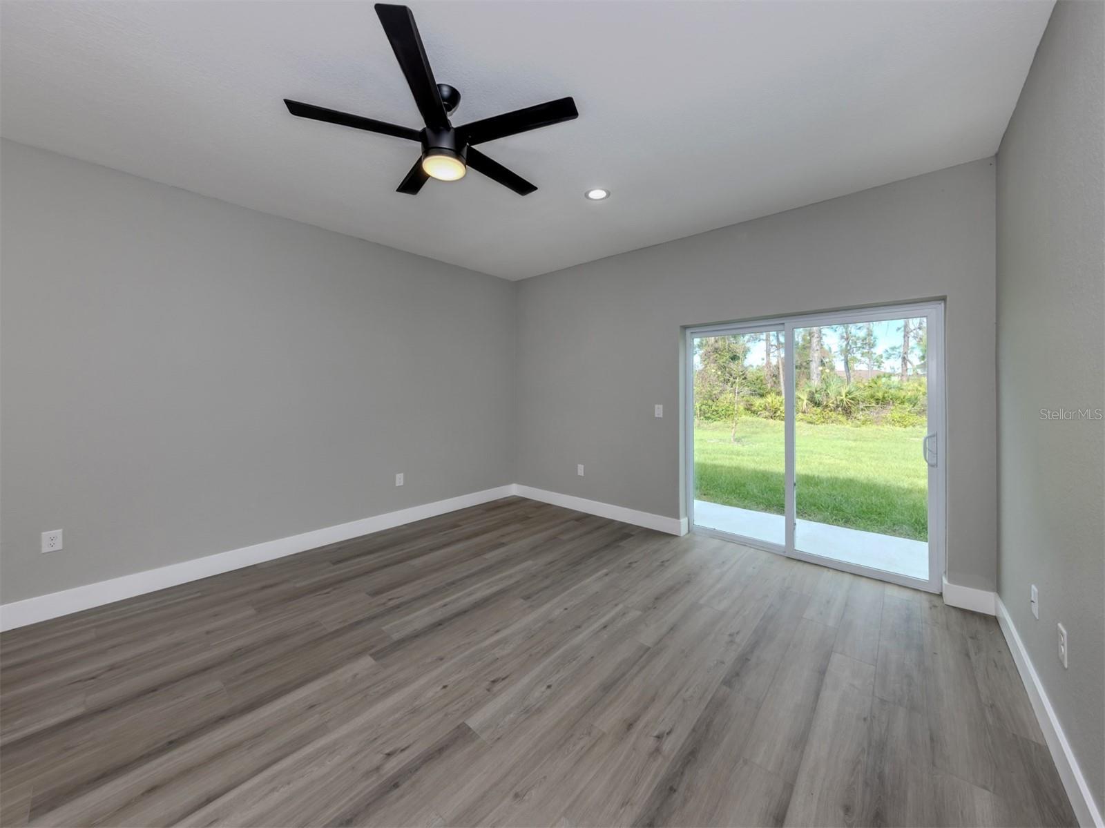 Image 11 of 29 For 12552 Buffing Road