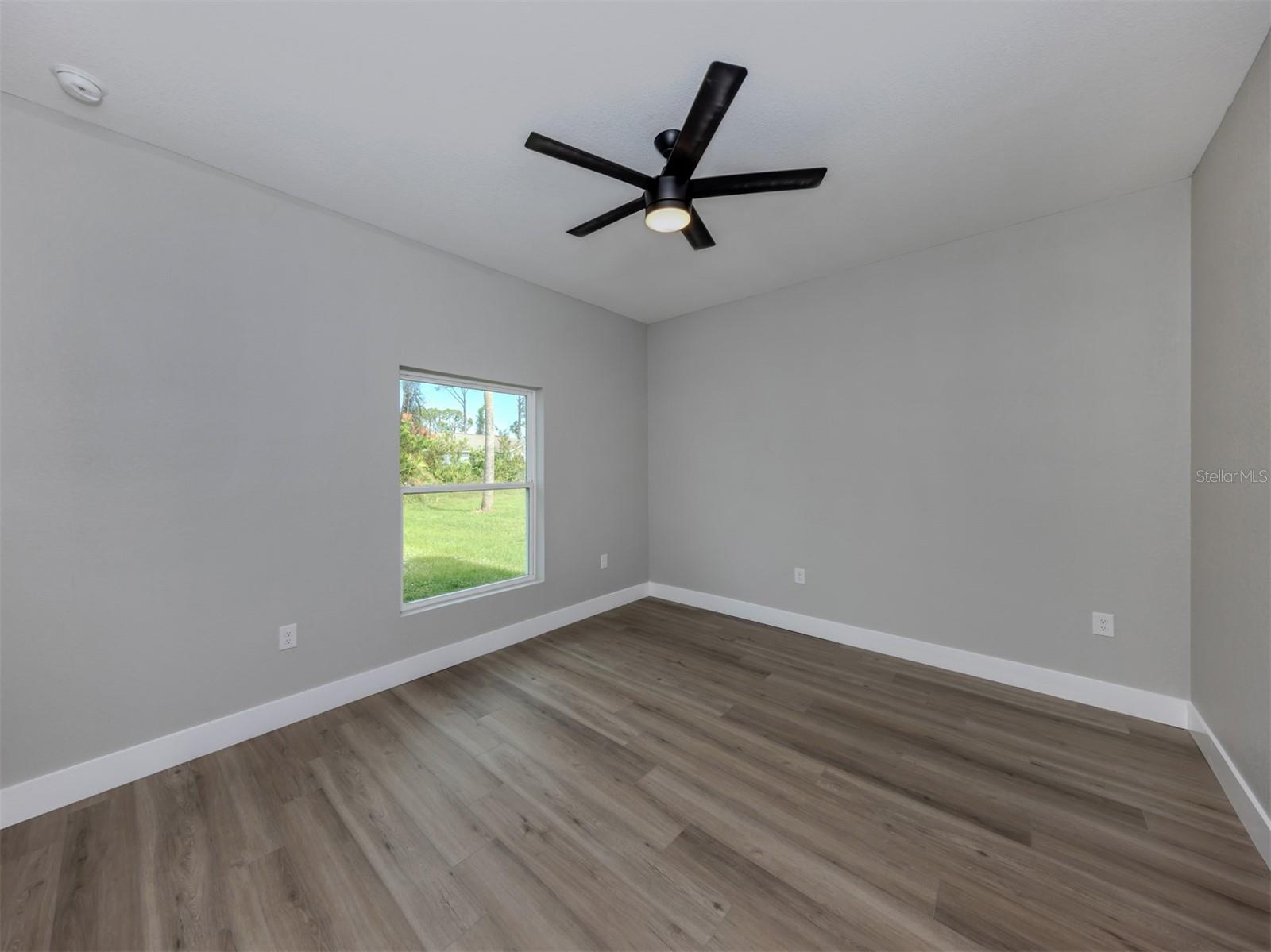 Image 21 of 29 For 12552 Buffing Road