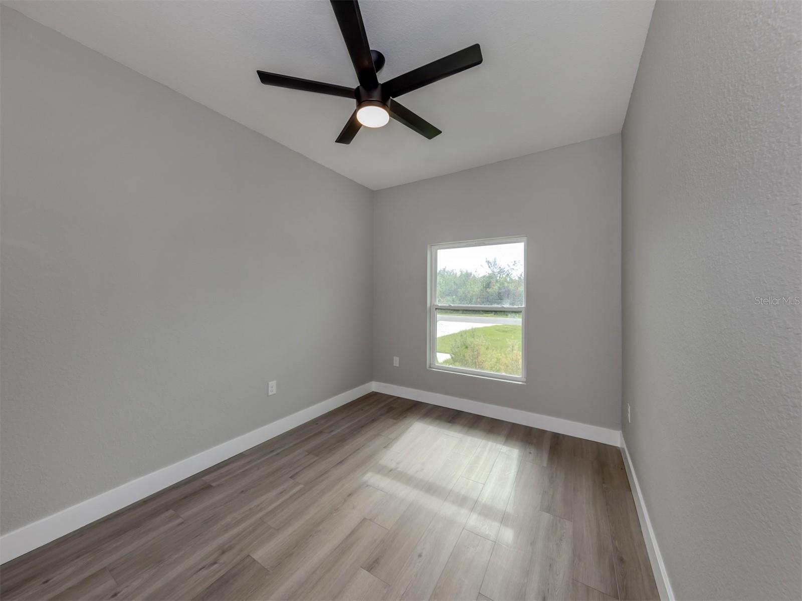 Image 22 of 29 For 12552 Buffing Road