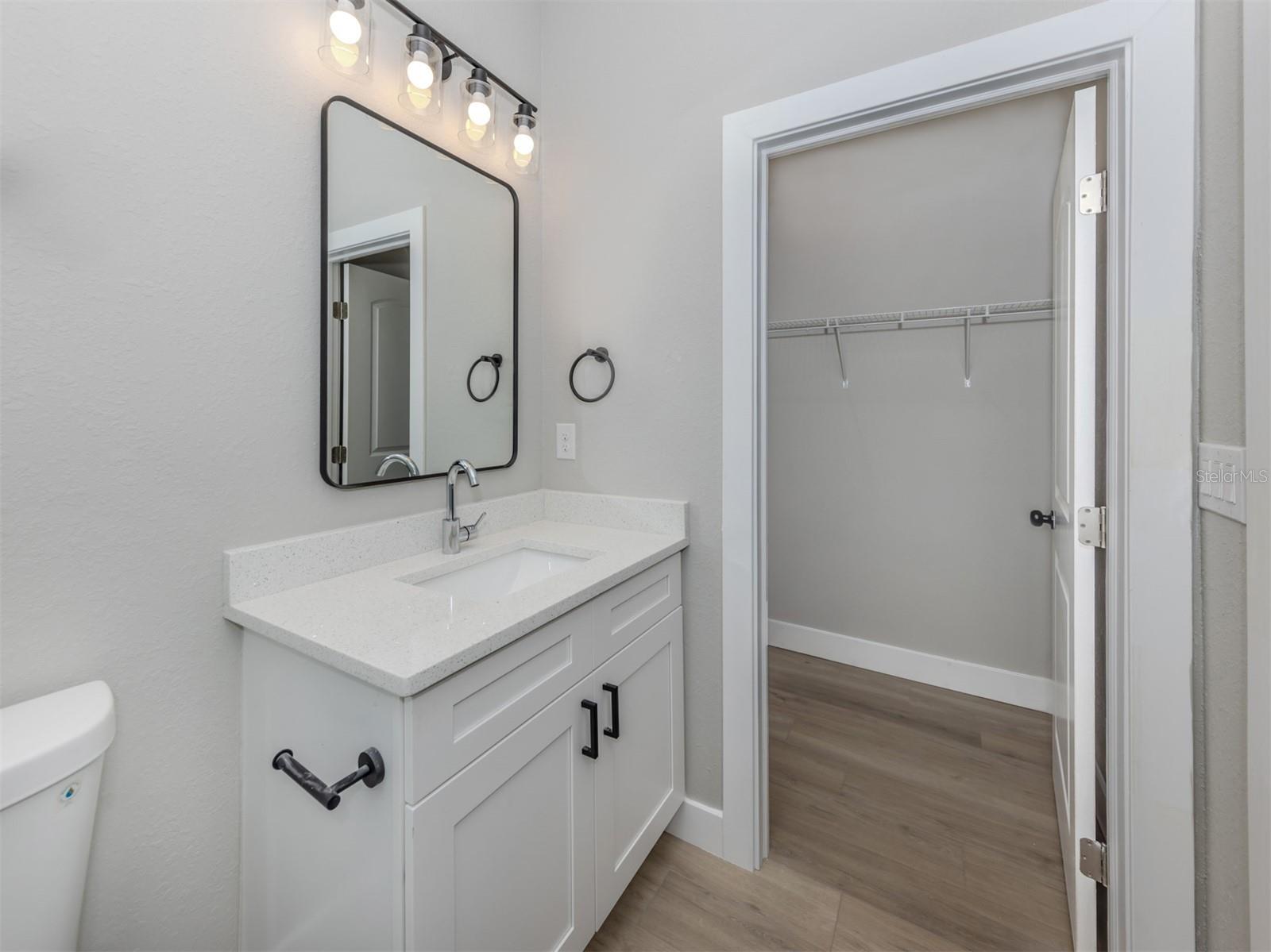 Image 8 of 29 For 12552 Buffing Road