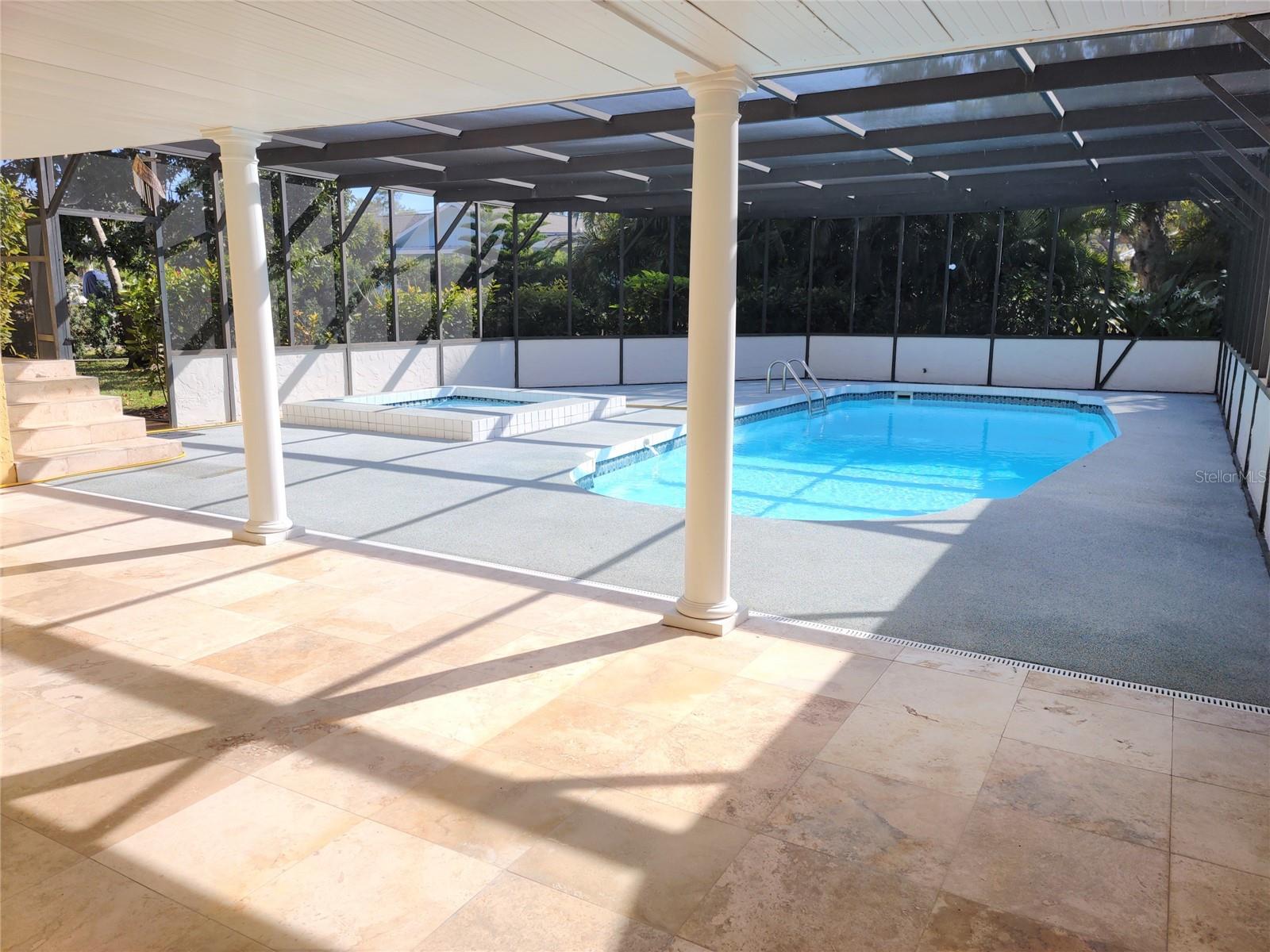 Image 36 of 67 For 805 Laguna Drive