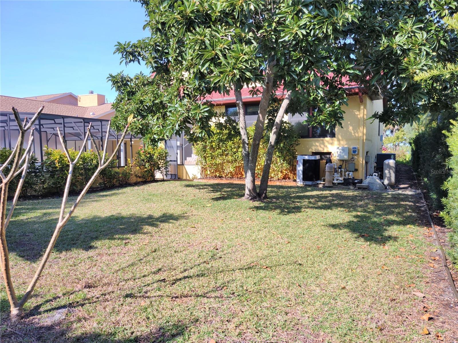 Image 40 of 67 For 805 Laguna Drive