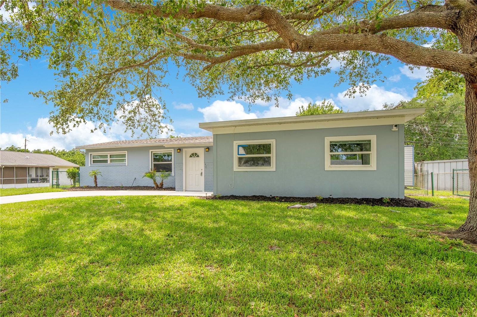 Image 2 of 31 For 1132 Crescent Drive
