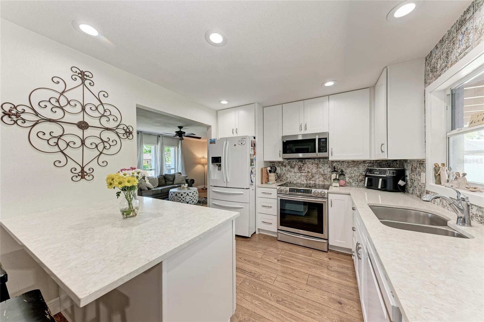 Image 13 of 54 For 5207 5th Avenue Drive Nw