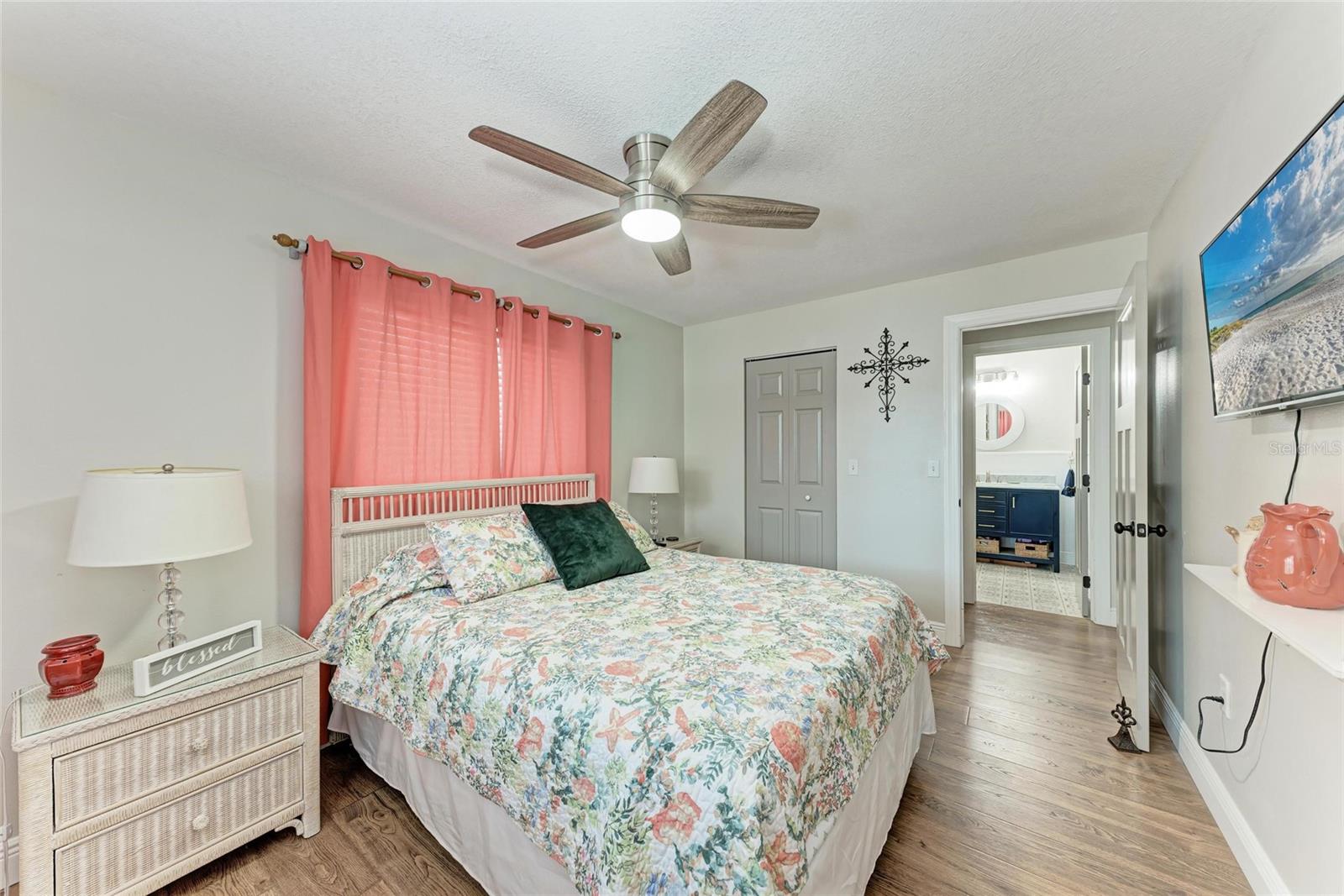 Image 33 of 54 For 5207 5th Avenue Drive Nw