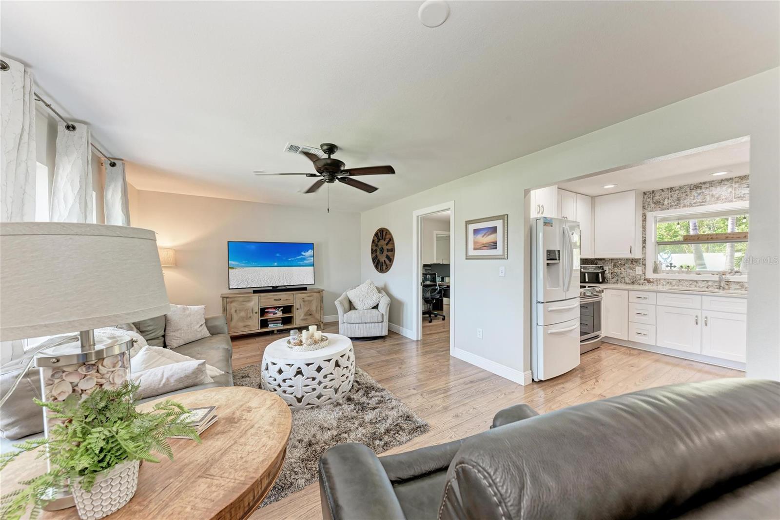 Image 8 of 54 For 5207 5th Avenue Drive Nw