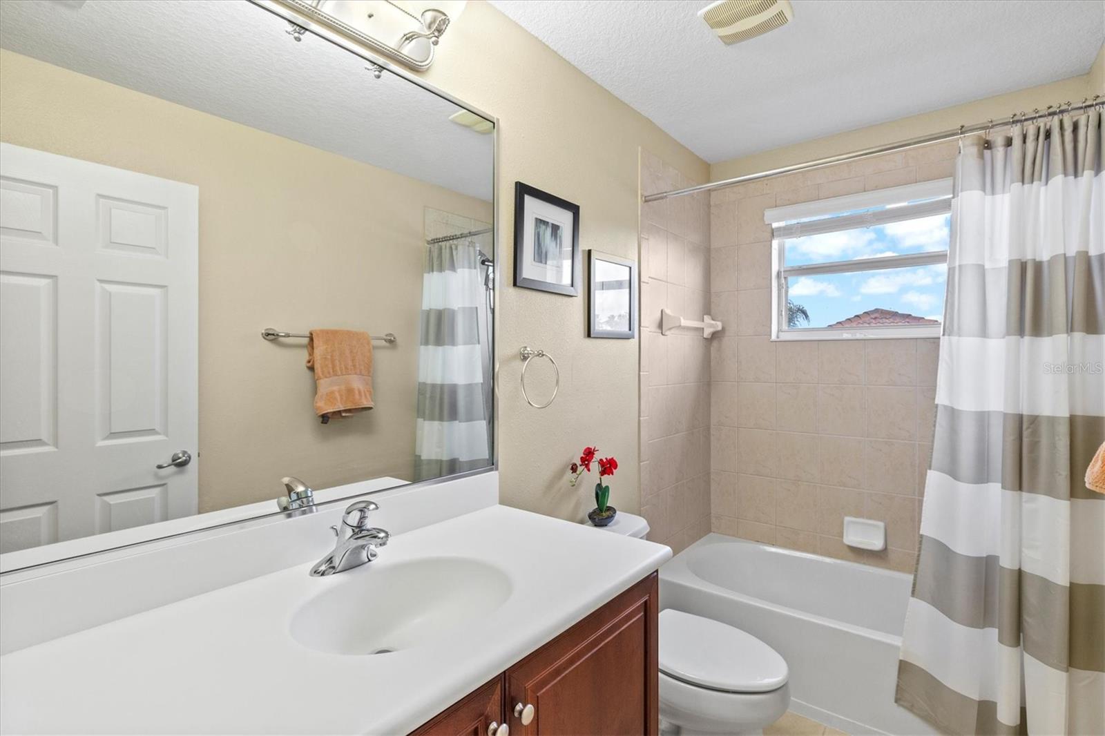 Image 42 of 85 For 11986 Granite Woods Loop