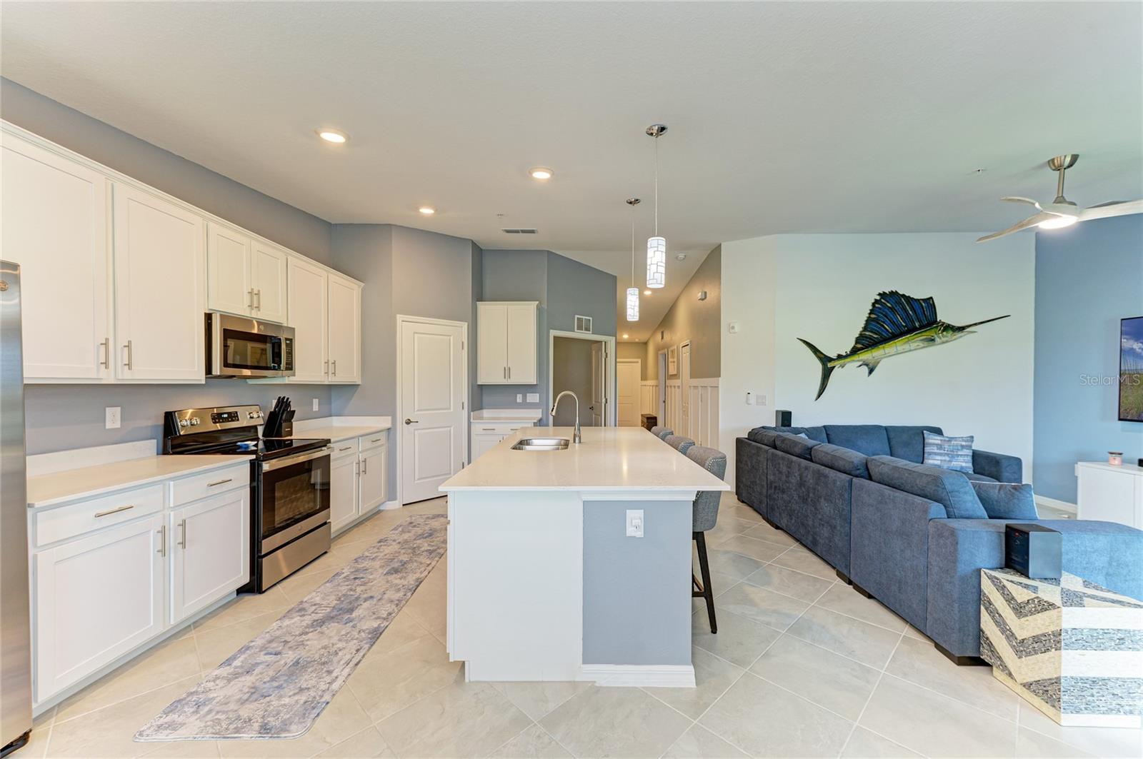 Image 20 of 93 For 12390 Wellen Golf Street 203