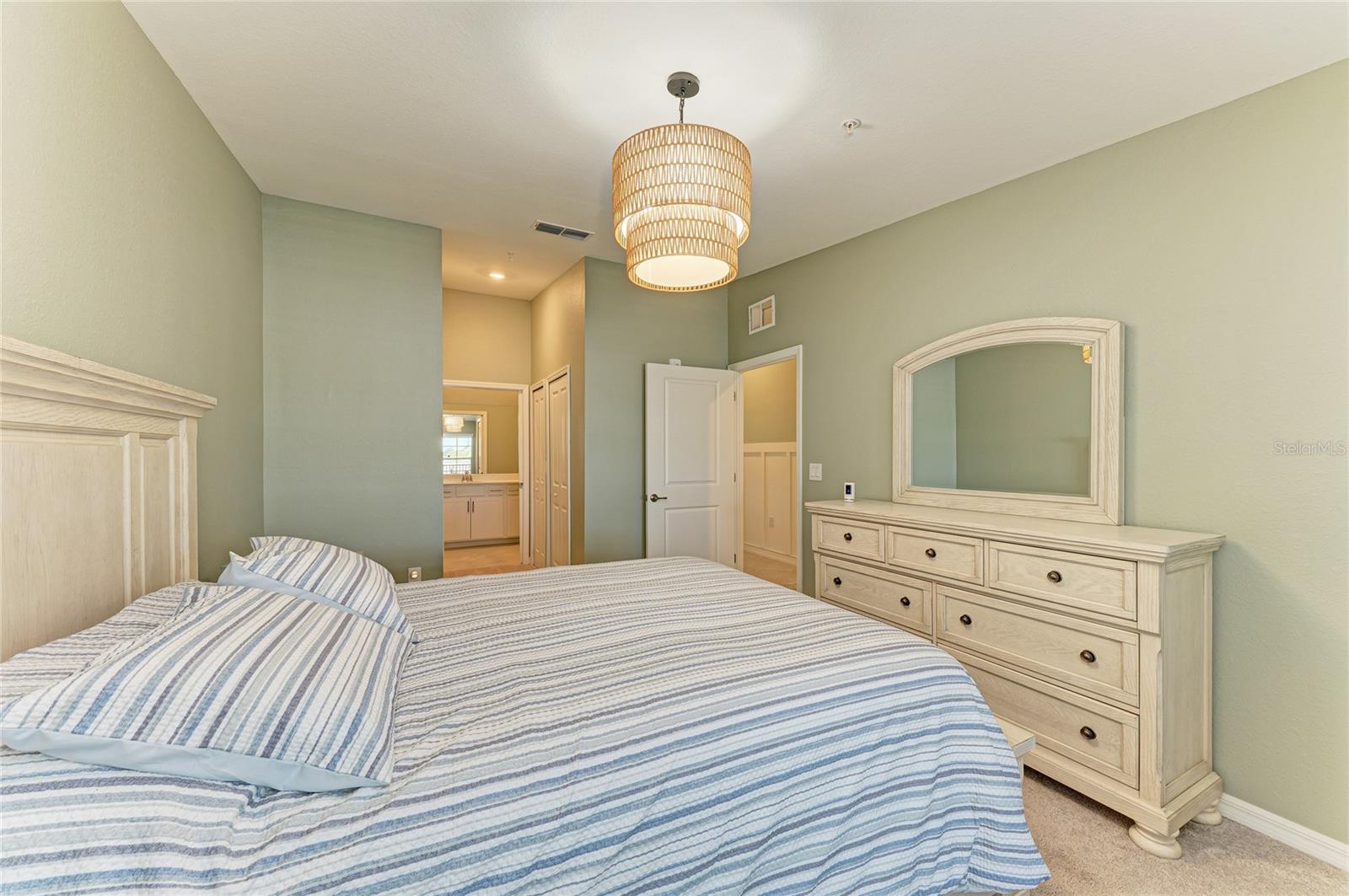 Image 26 of 93 For 12390 Wellen Golf Street 203