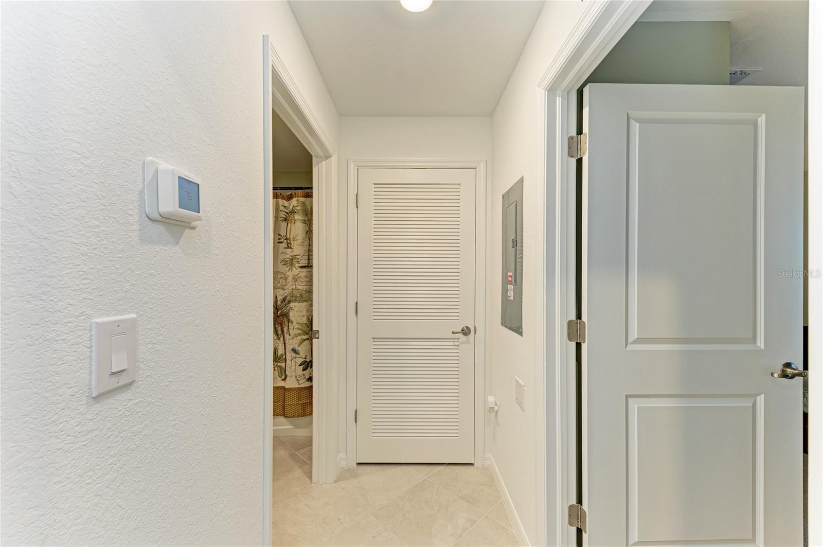 Image 32 of 93 For 12390 Wellen Golf Street 203
