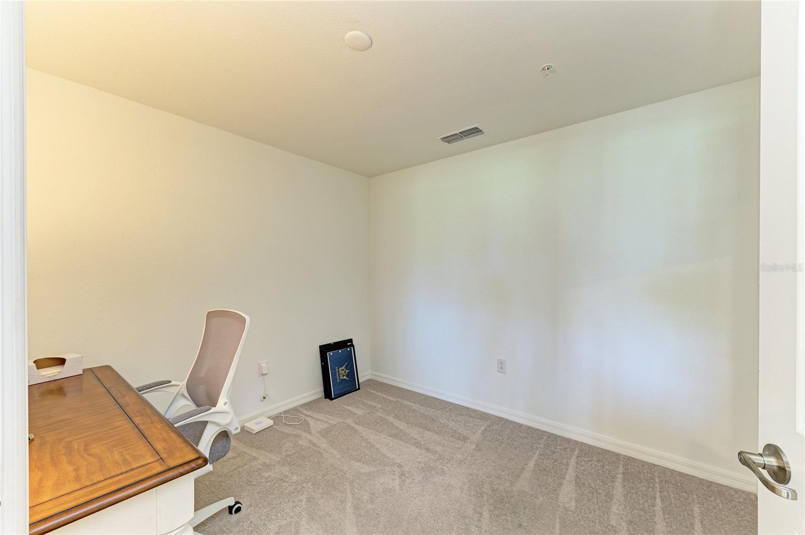 Image 37 of 93 For 12390 Wellen Golf Street 203