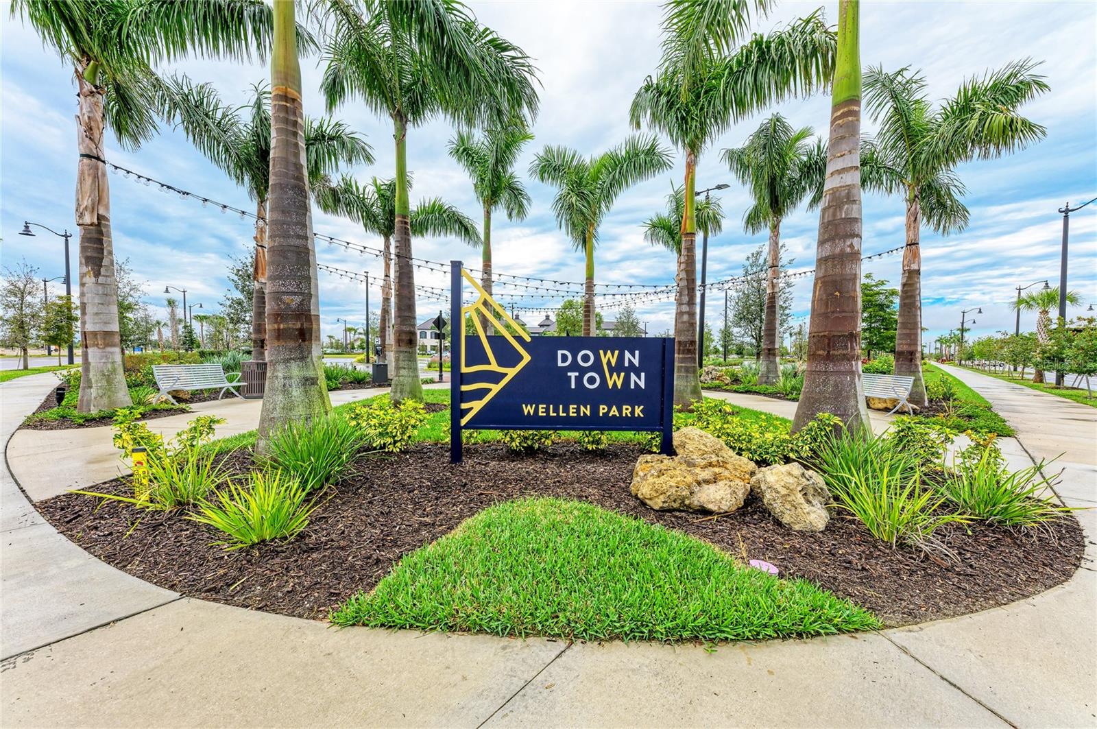 Image 67 of 93 For 12390 Wellen Golf Street 203