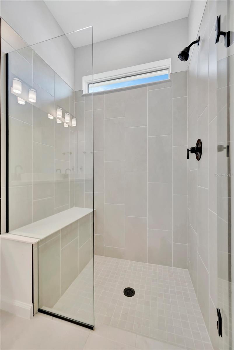 Image 33 of 75 For 10367 Abaco Falls Drive