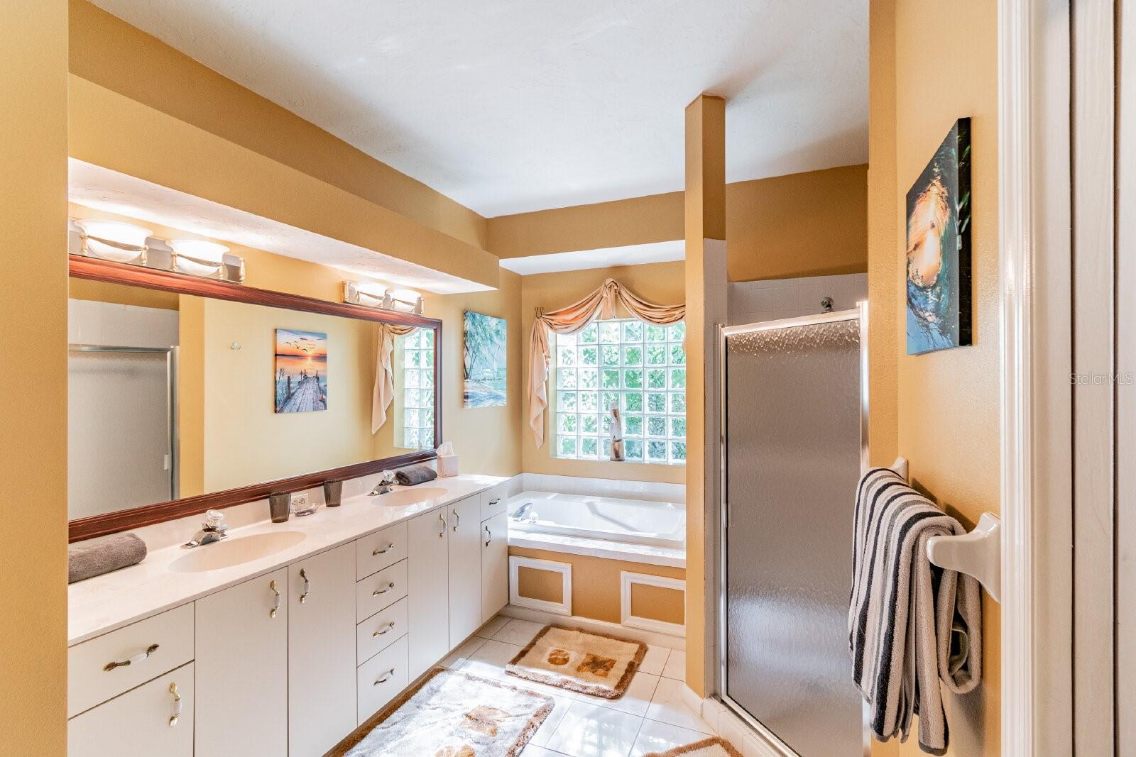 Image 32 of 59 For 4974 Cedar Oak Way