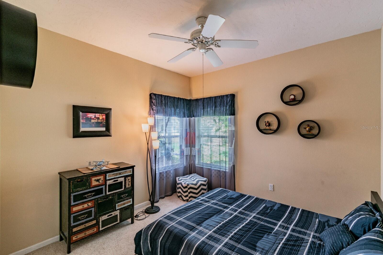 Image 40 of 59 For 4974 Cedar Oak Way
