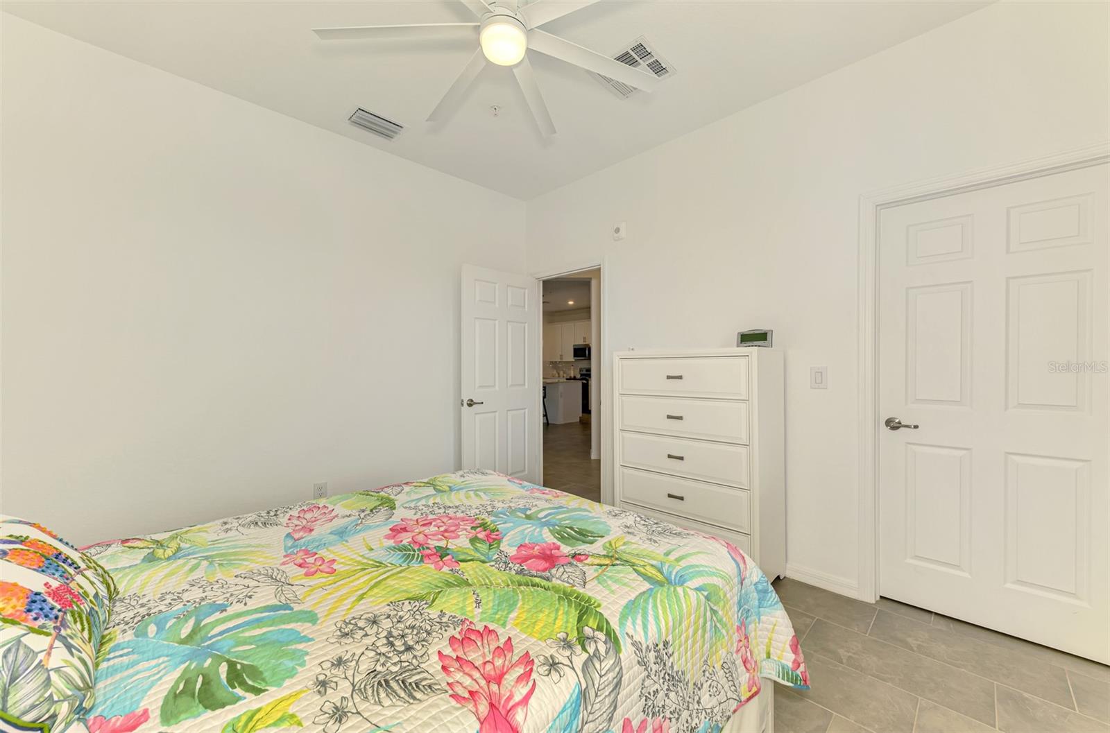 Image 42 of 95 For 10213 Staggerbush Drive 202