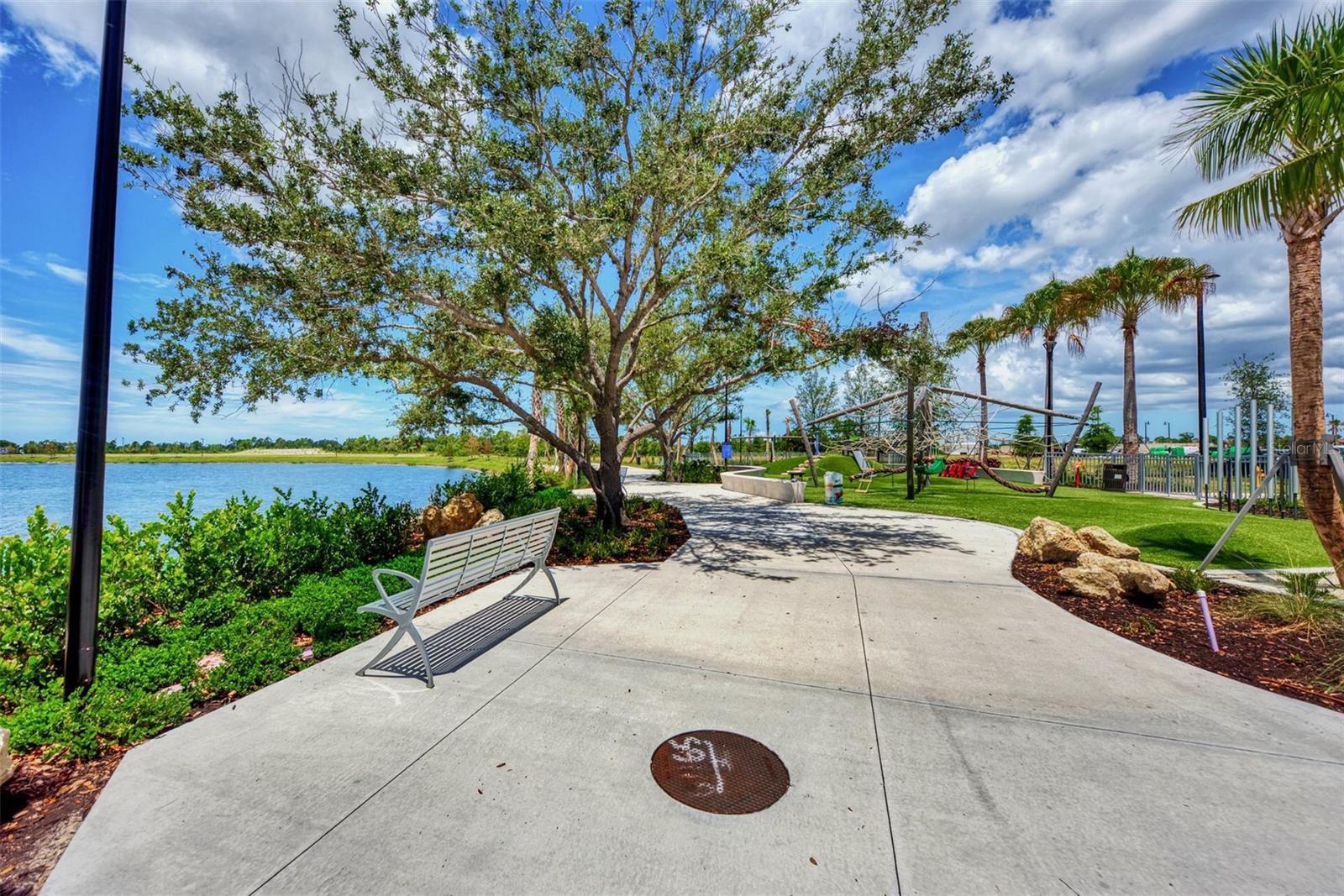Image 88 of 95 For 10213 Staggerbush Drive 202