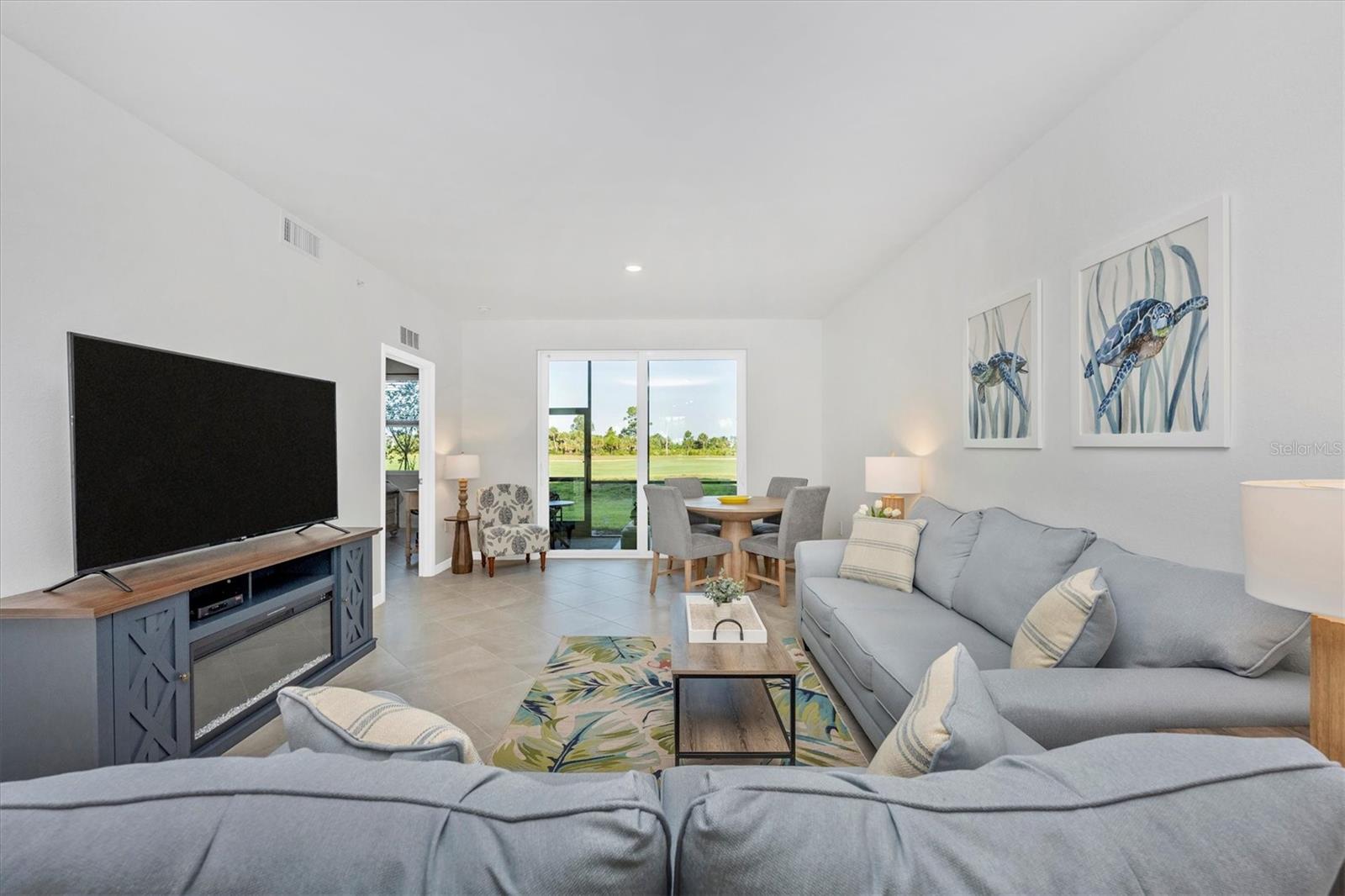 Image 14 of 91 For 17595 Opal Sand Drive 105