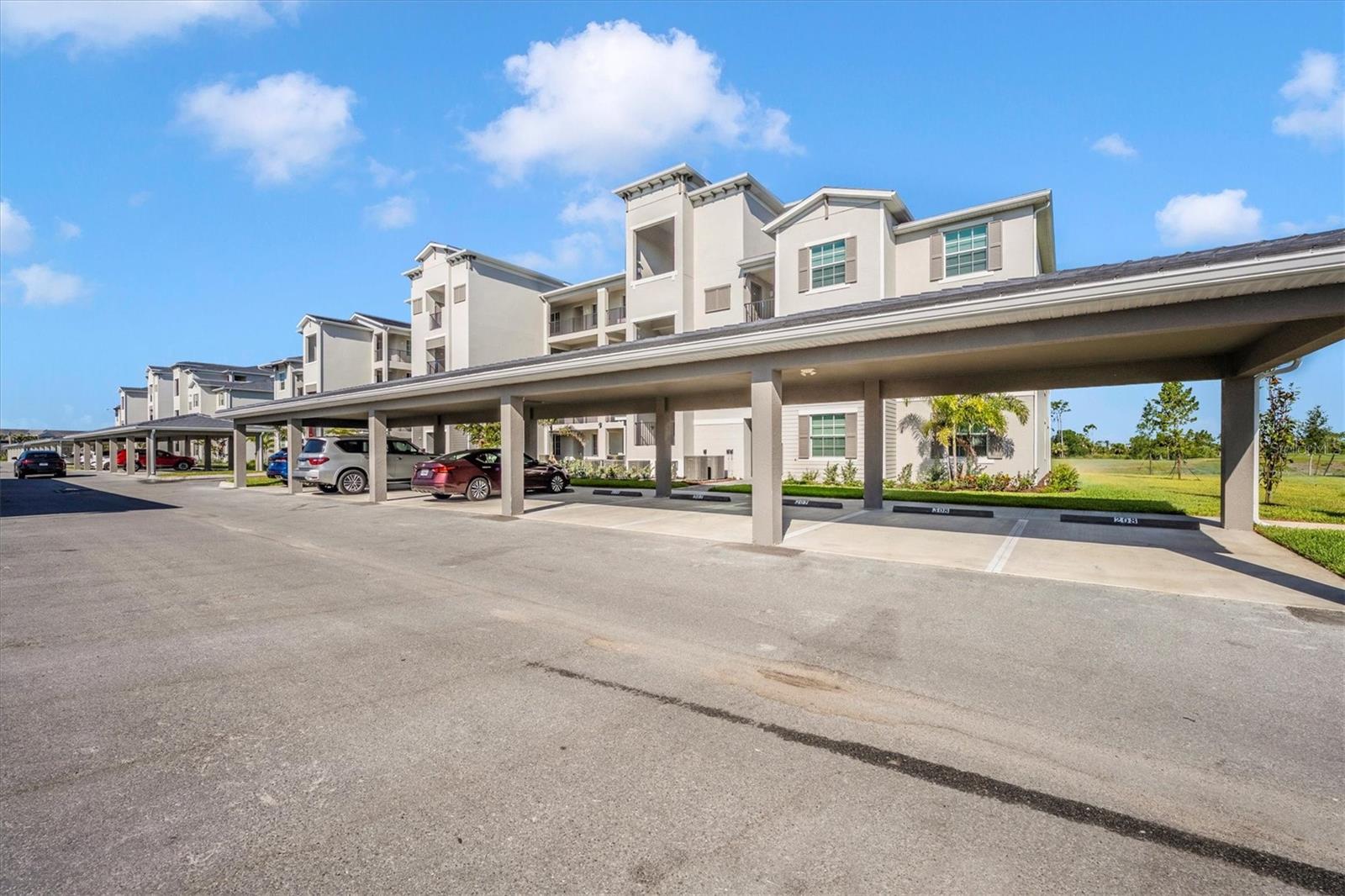 Image 37 of 91 For 17595 Opal Sand Drive 105