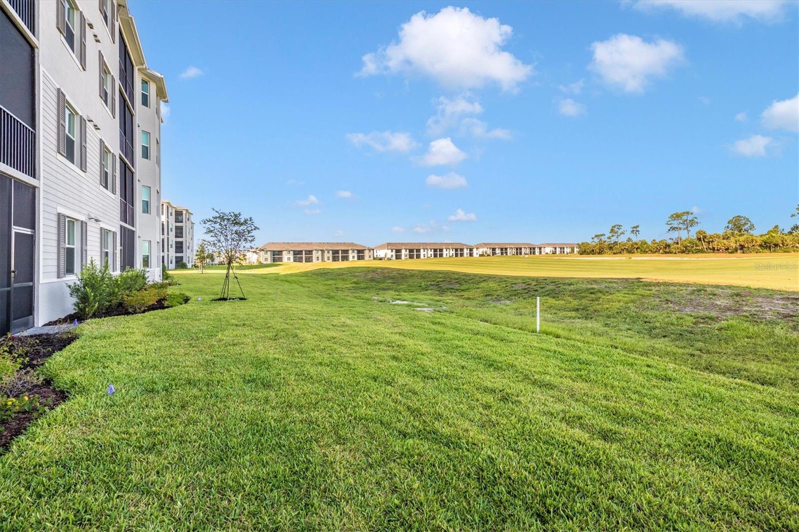 Image 40 of 91 For 17595 Opal Sand Drive 105