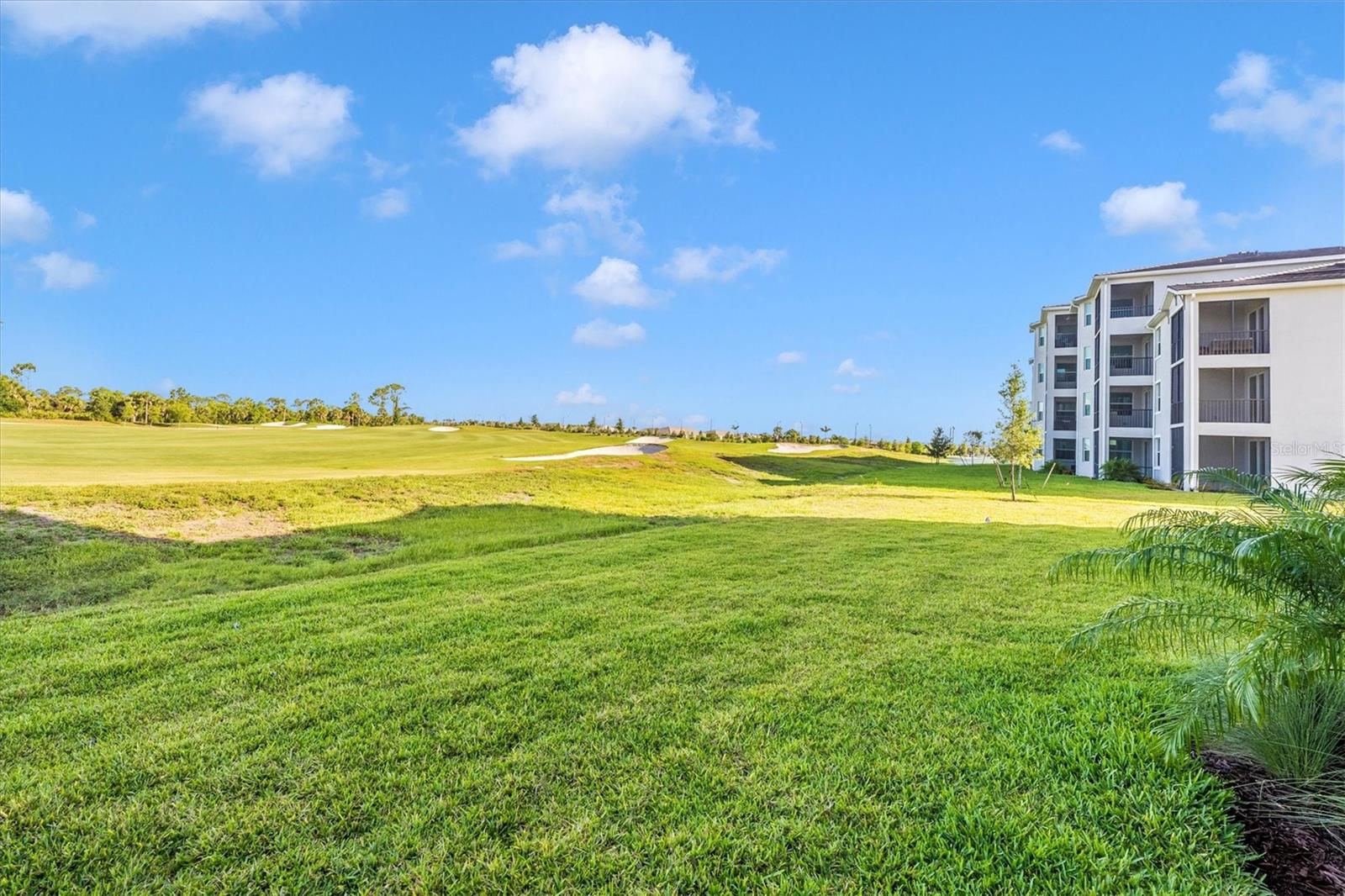 Image 41 of 91 For 17595 Opal Sand Drive 105