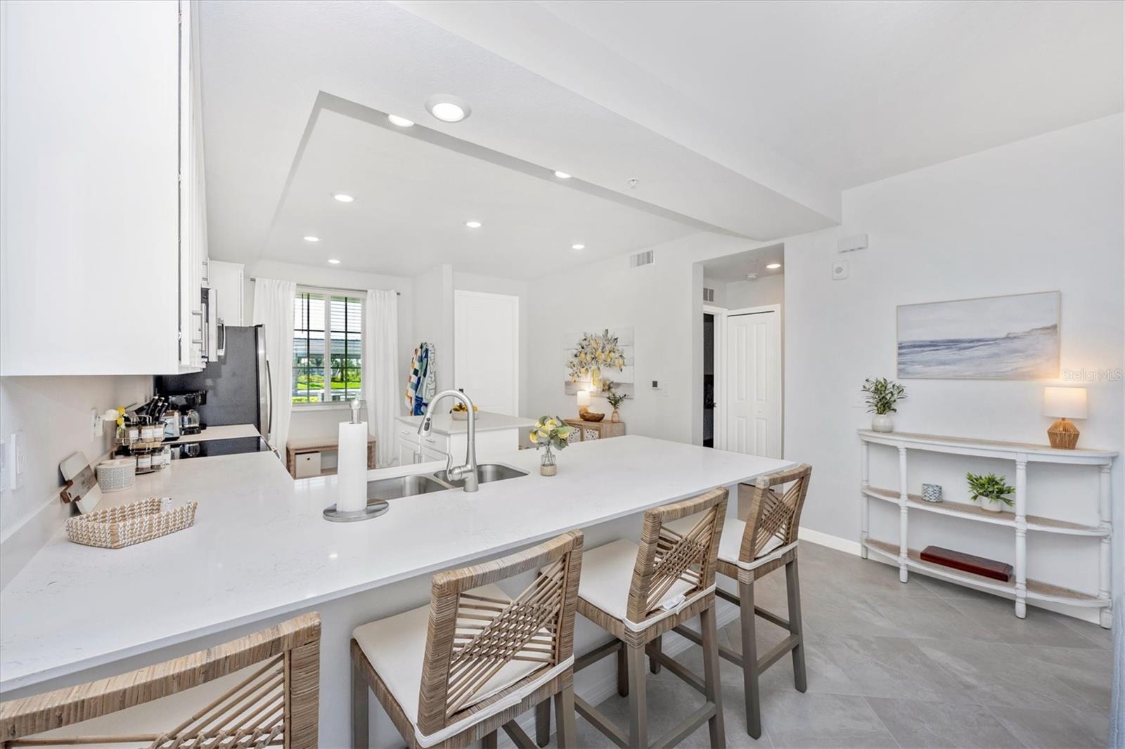 Image 5 of 91 For 17595 Opal Sand Drive 105