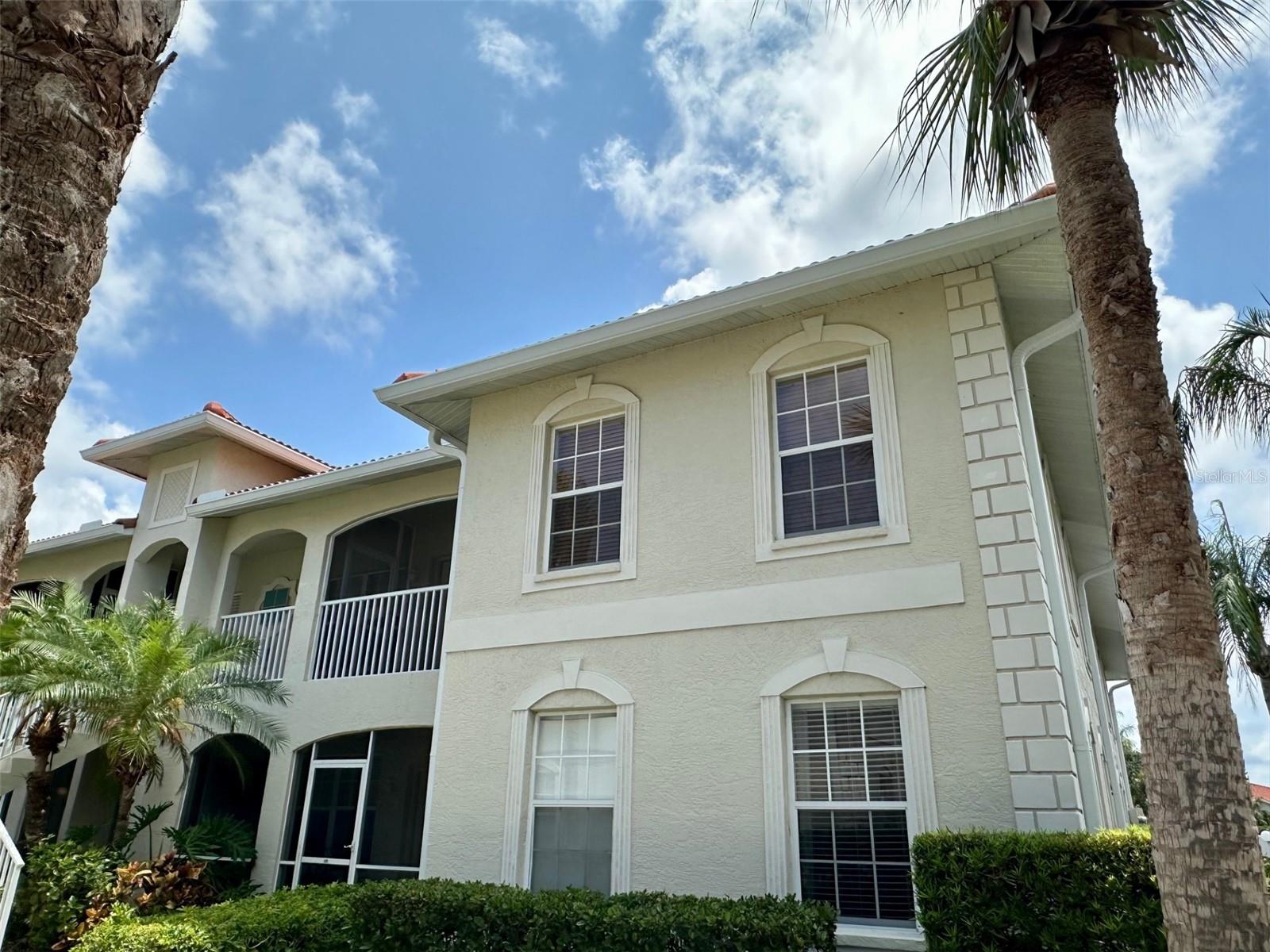 Image 4 of 21 For 1204 L Pavia Blvd  1204