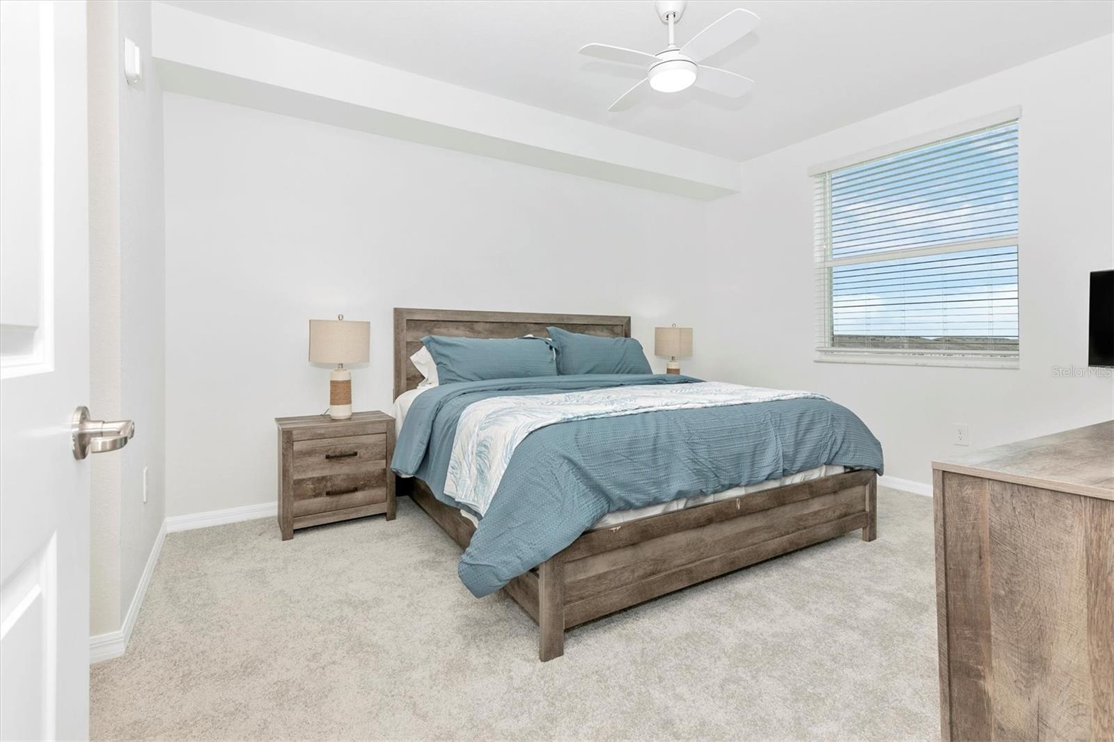 Image 24 of 92 For 17565 Opal Sand Drive 305