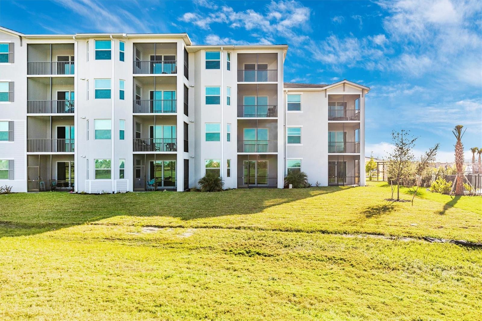 Image 41 of 92 For 17565 Opal Sand Drive 305