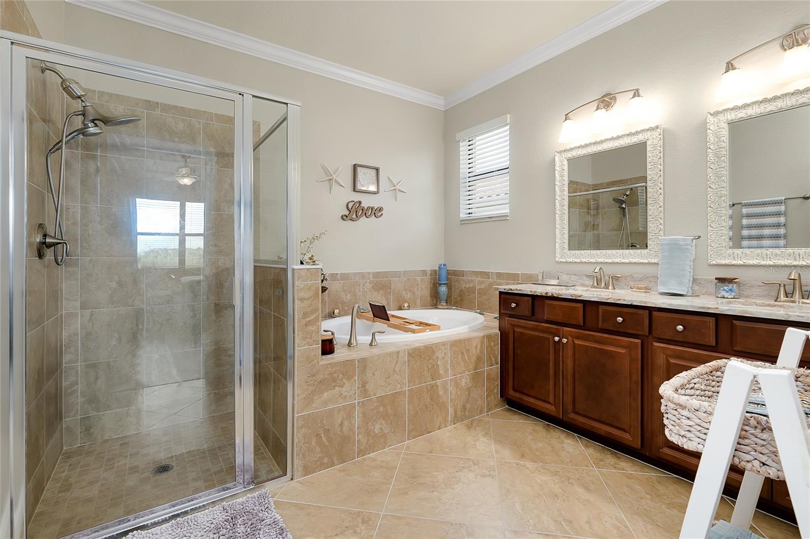 Image 35 of 97 For 13634 Vancanza Drive