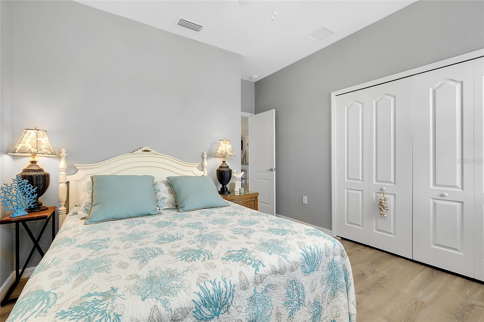 Image 50 of 97 For 13634 Vancanza Drive