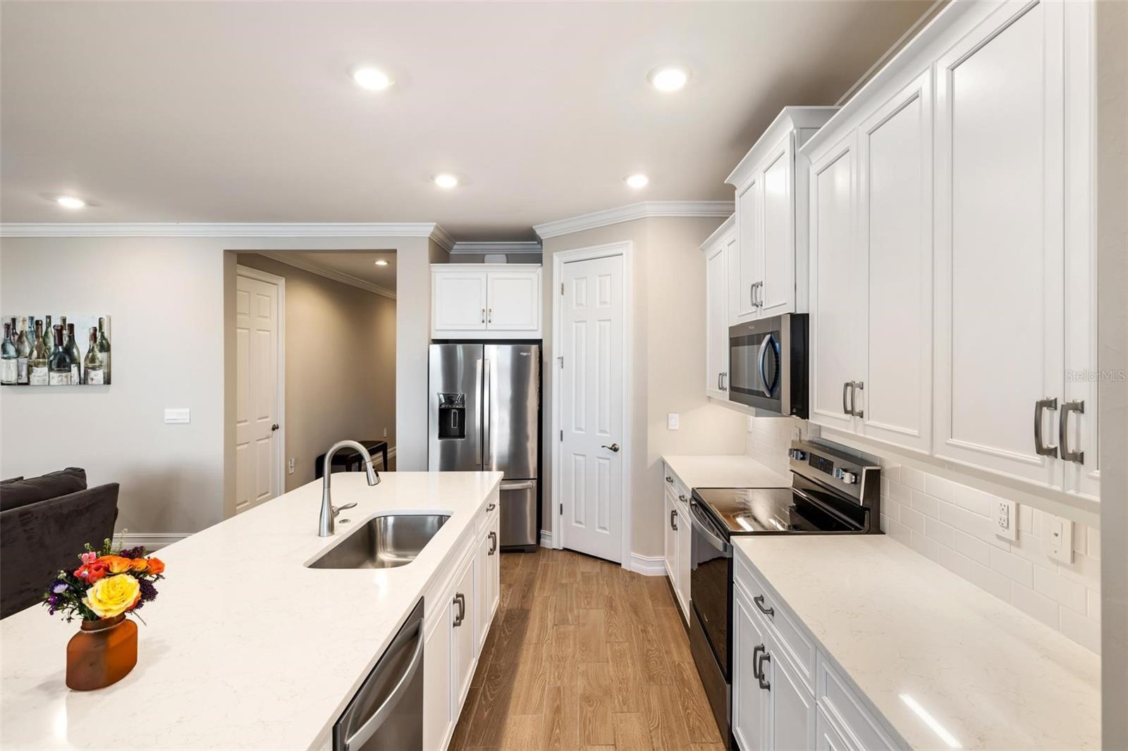 Image 18 of 60 For 660 Ravello Boulevard