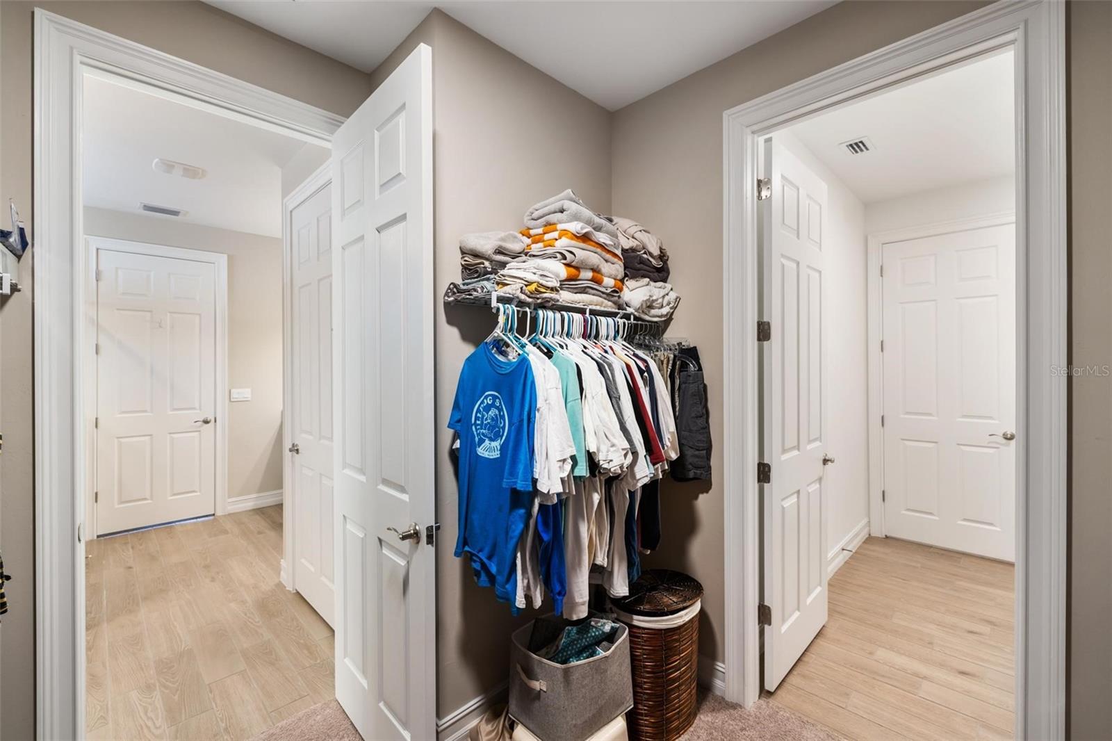 Image 22 of 60 For 660 Ravello Boulevard