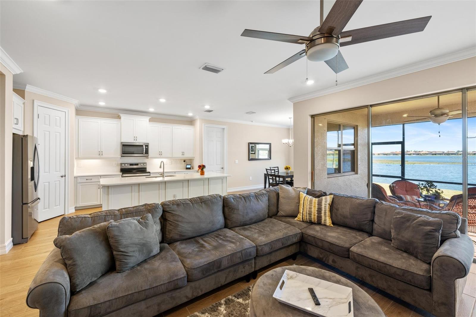 Image 9 of 60 For 660 Ravello Boulevard
