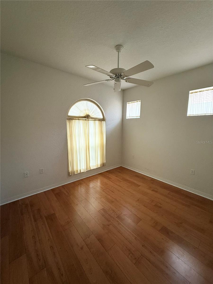 Image 10 of 25 For 3790 Cadbury Circle 40
