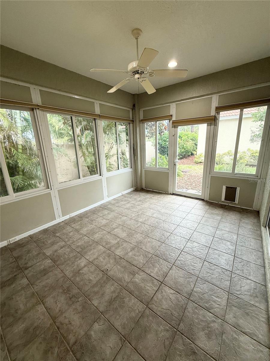 Image 17 of 25 For 3790 Cadbury Circle 40