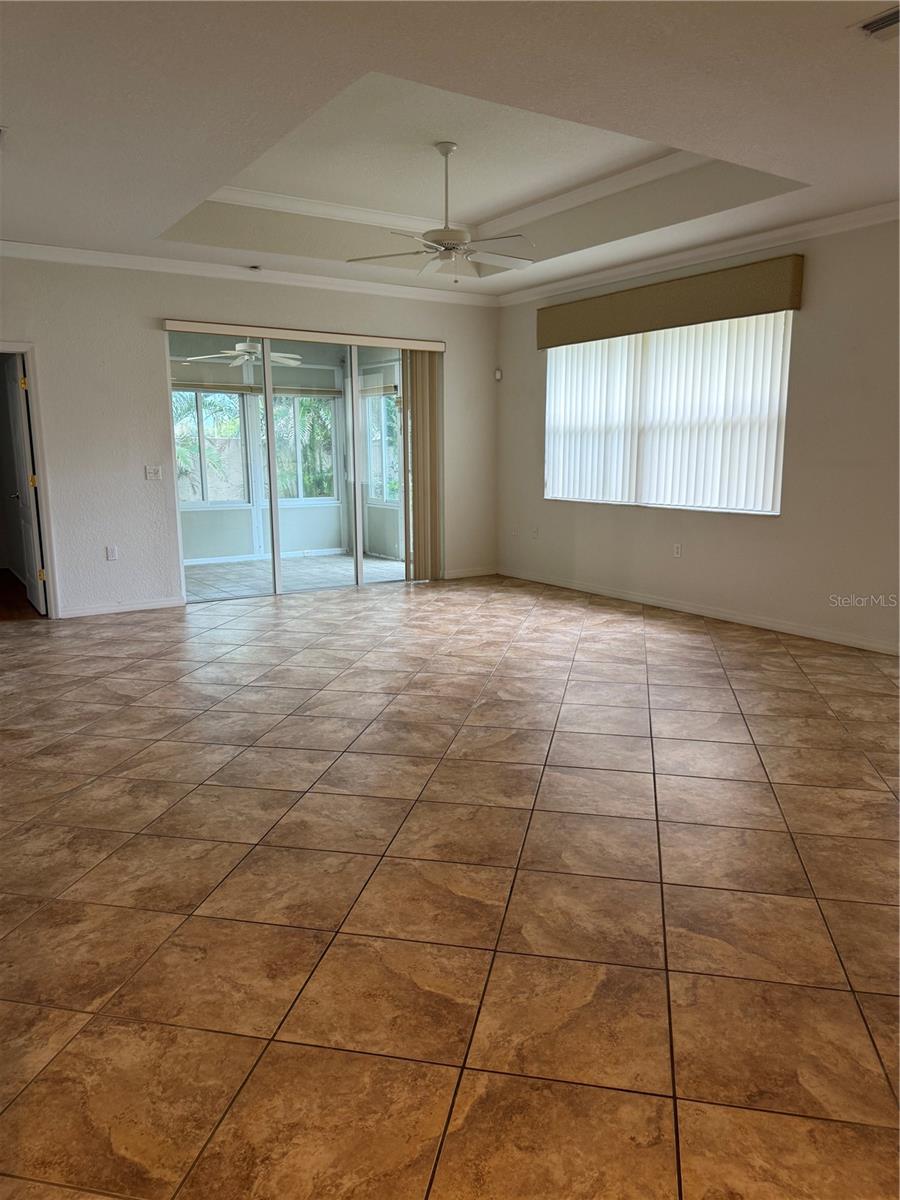 Image 5 of 25 For 3790 Cadbury Circle 40