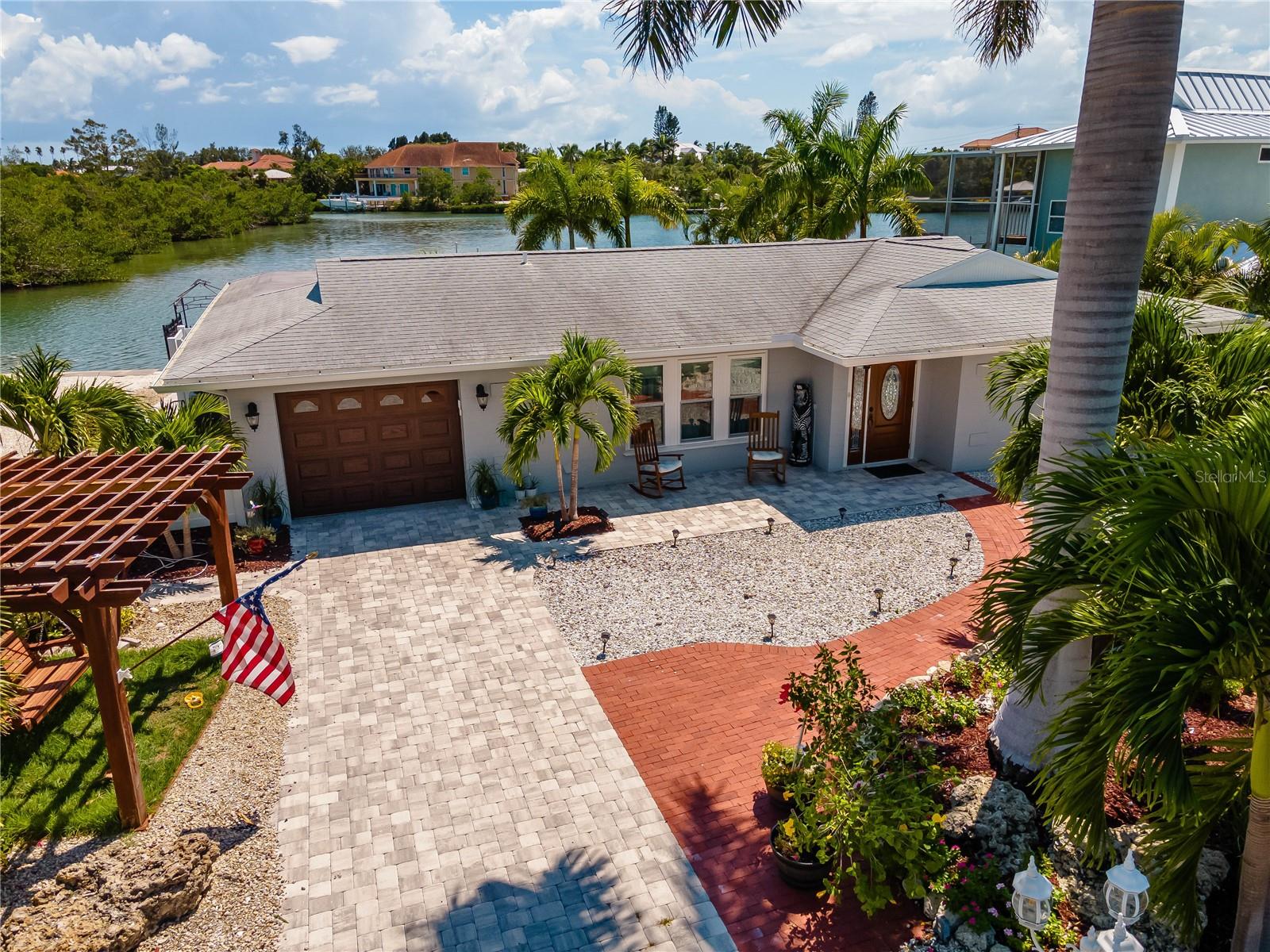Image 2 of 47 For 922 Casey Cove Drive