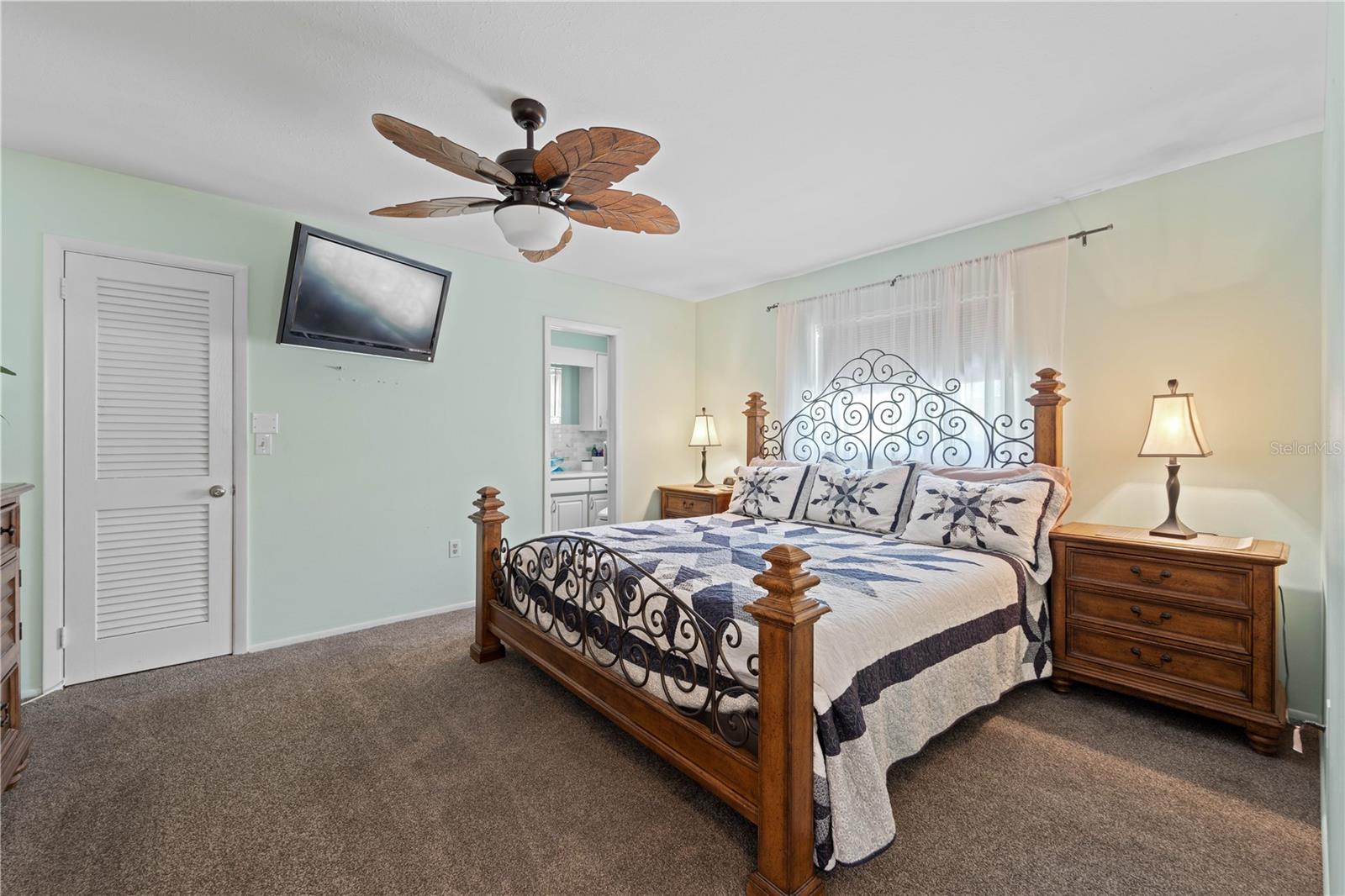 Image 20 of 47 For 922 Casey Cove Drive