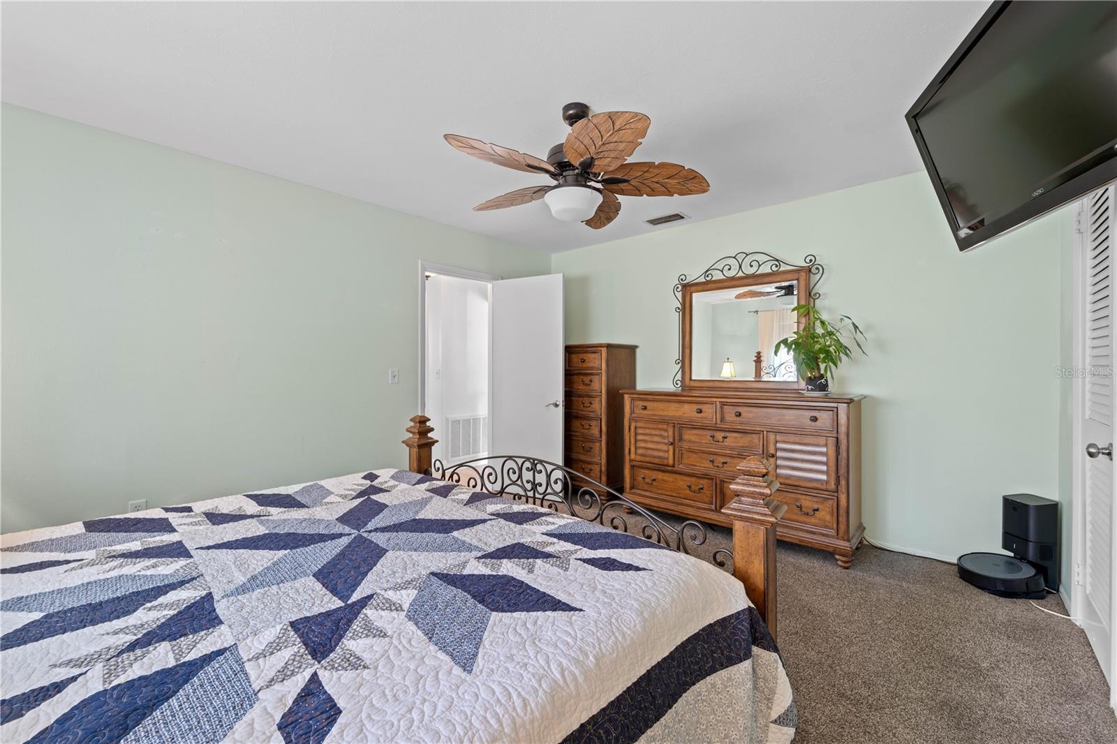 Image 22 of 47 For 922 Casey Cove Drive
