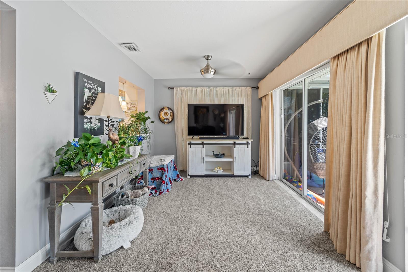 Image 31 of 47 For 922 Casey Cove Drive
